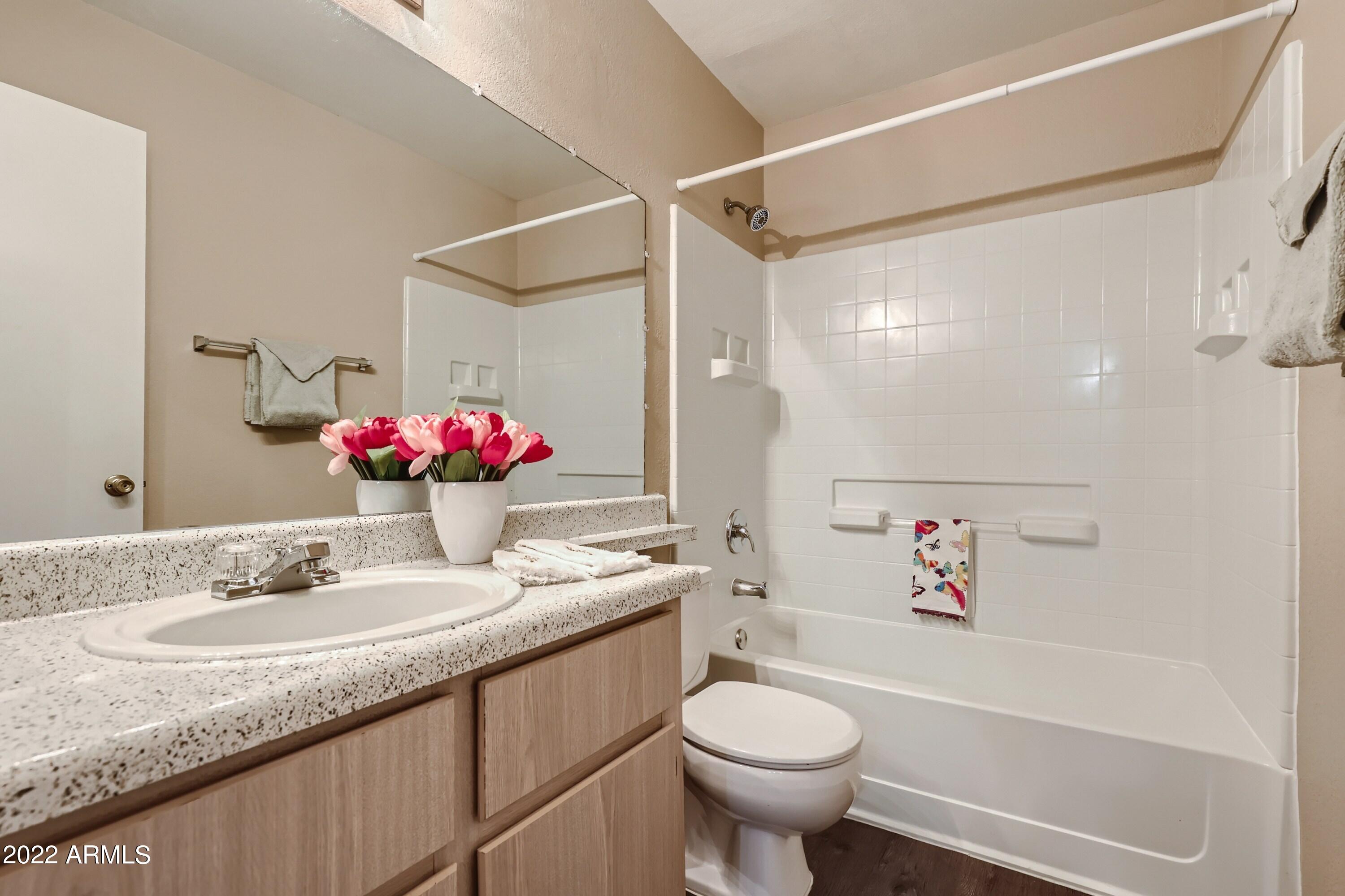 2025 E CAMPBELL Avenue # 217