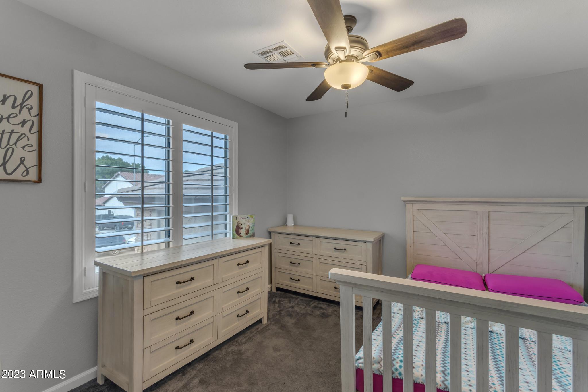2037 N CHESTNUT --