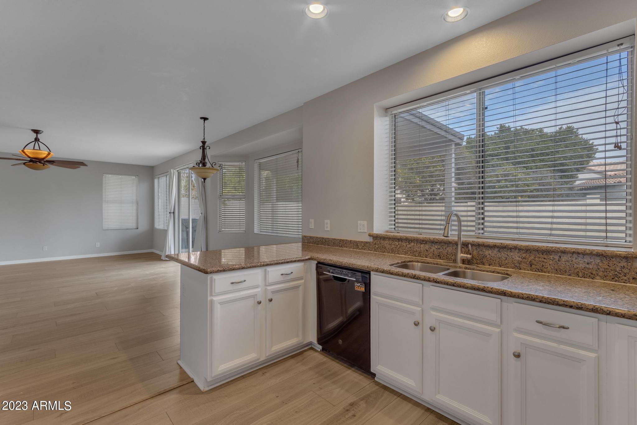 11430 W LAURELWOOD Lane
