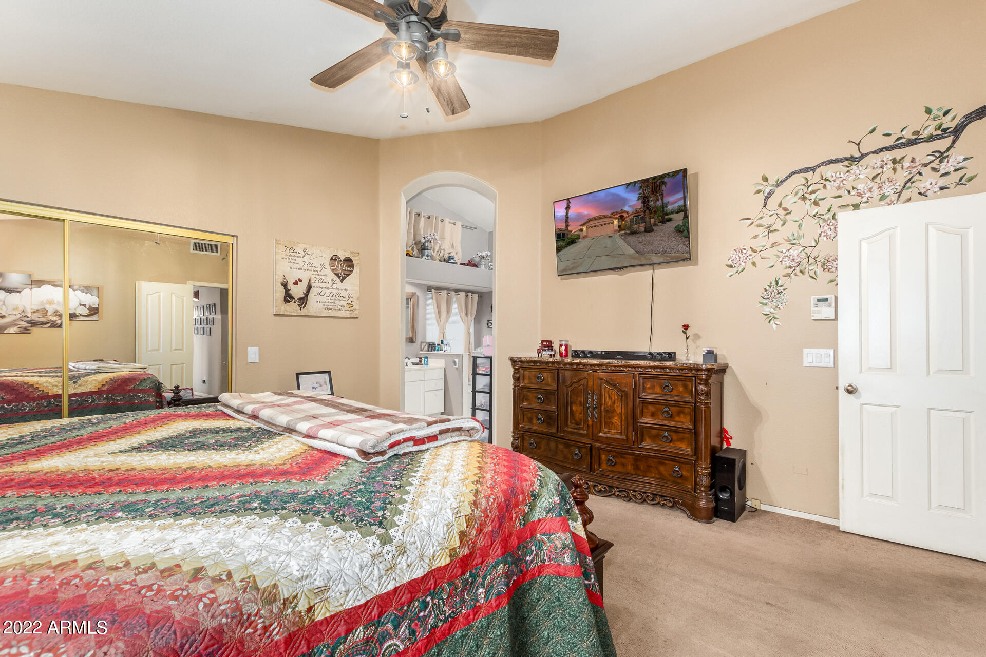 2024 S RAVEN Circle