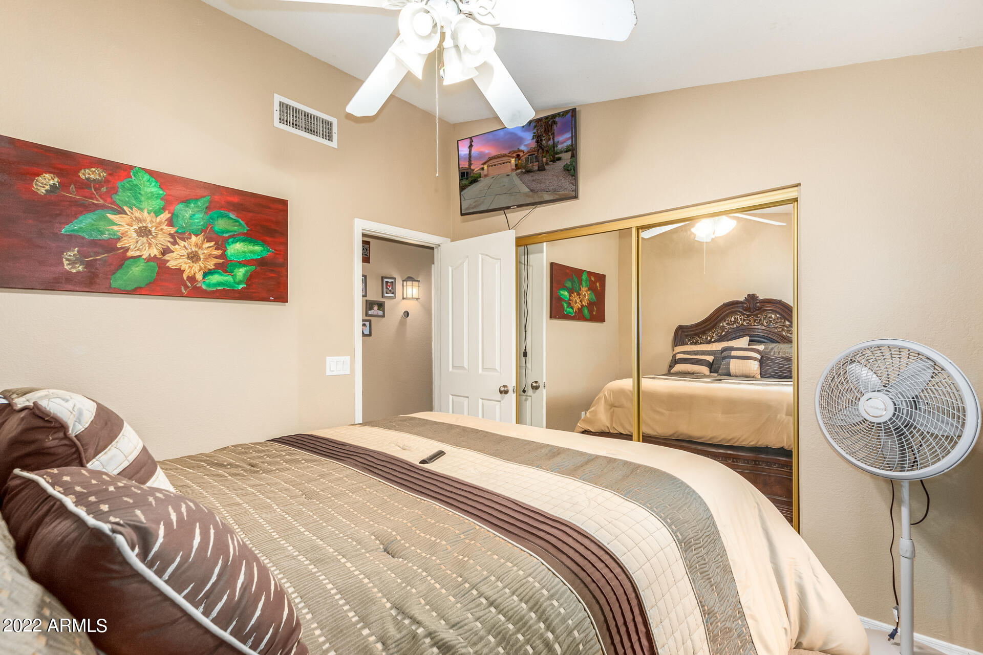 2024 S RAVEN Circle