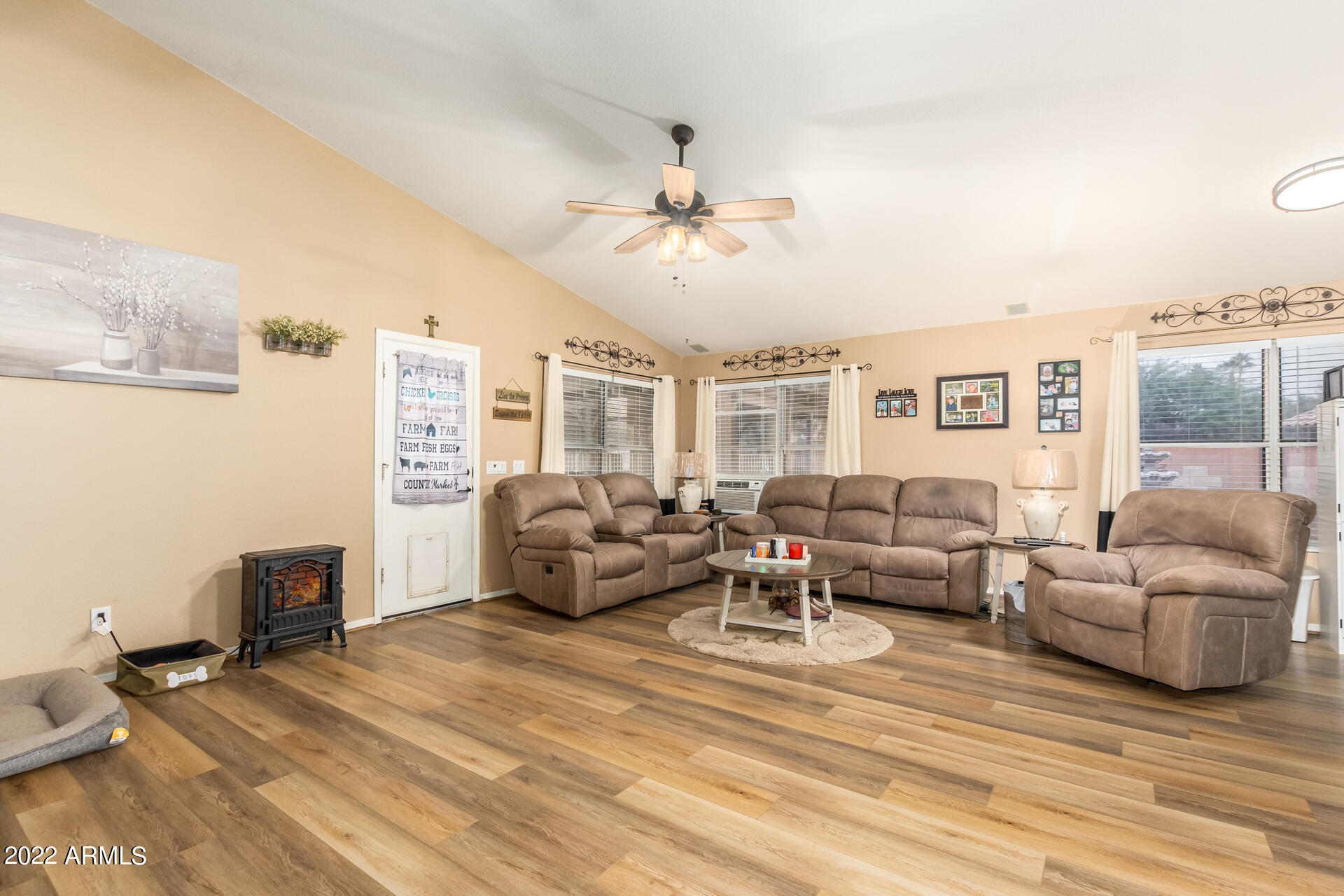 2024 S RAVEN Circle