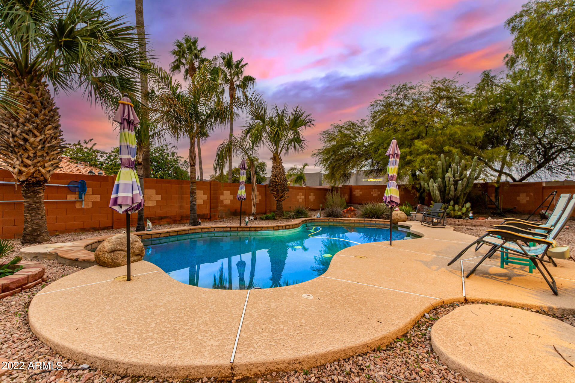 2024 S RAVEN Circle