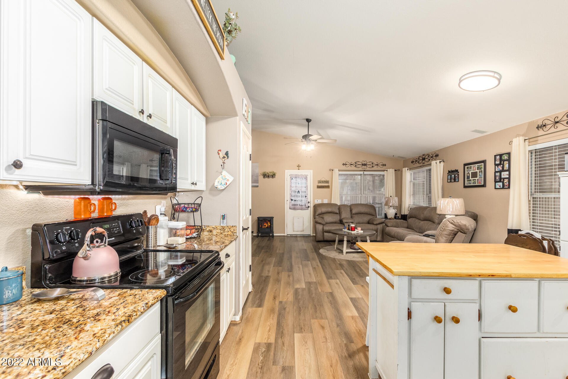 2024 S RAVEN Circle
