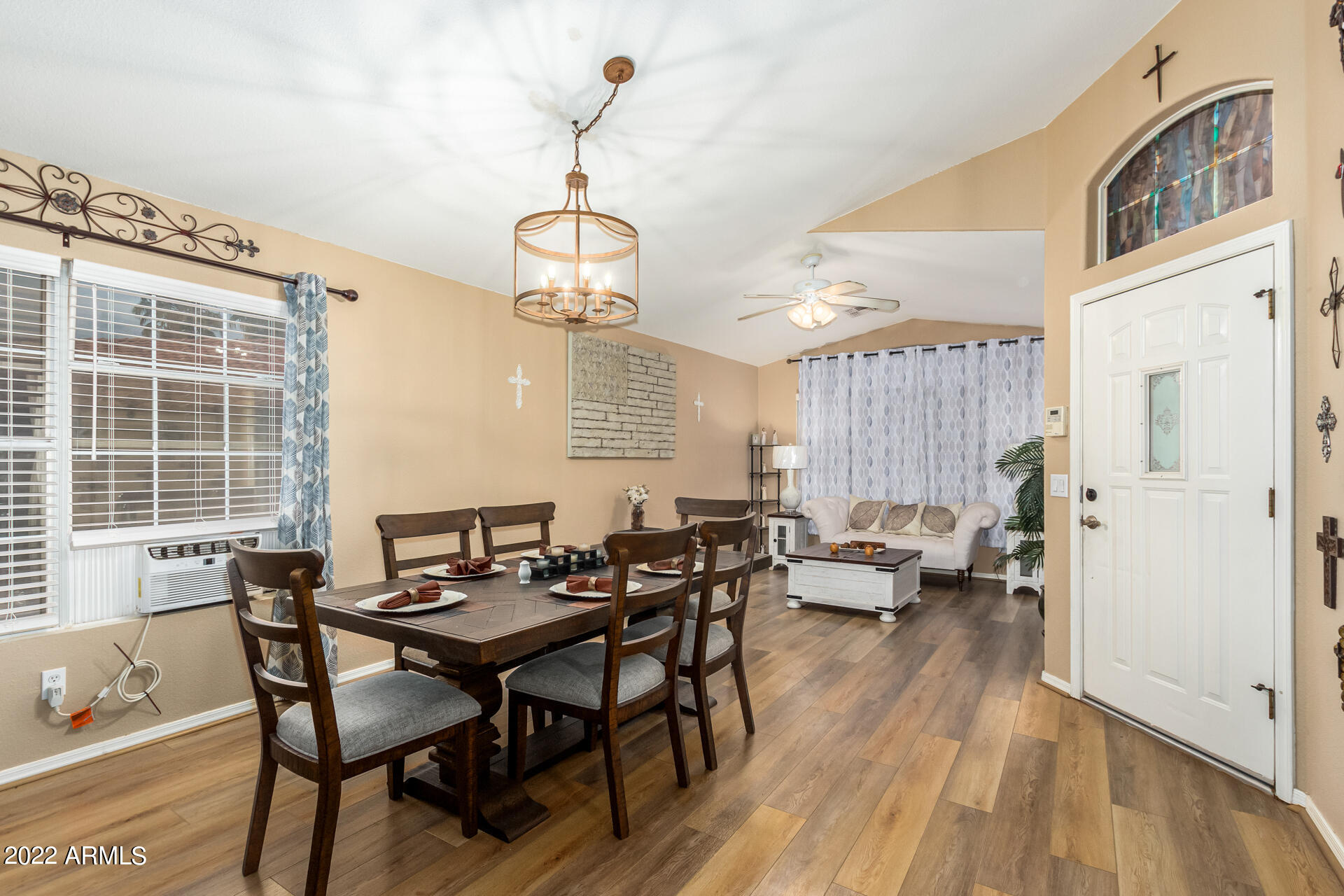 2024 S RAVEN Circle