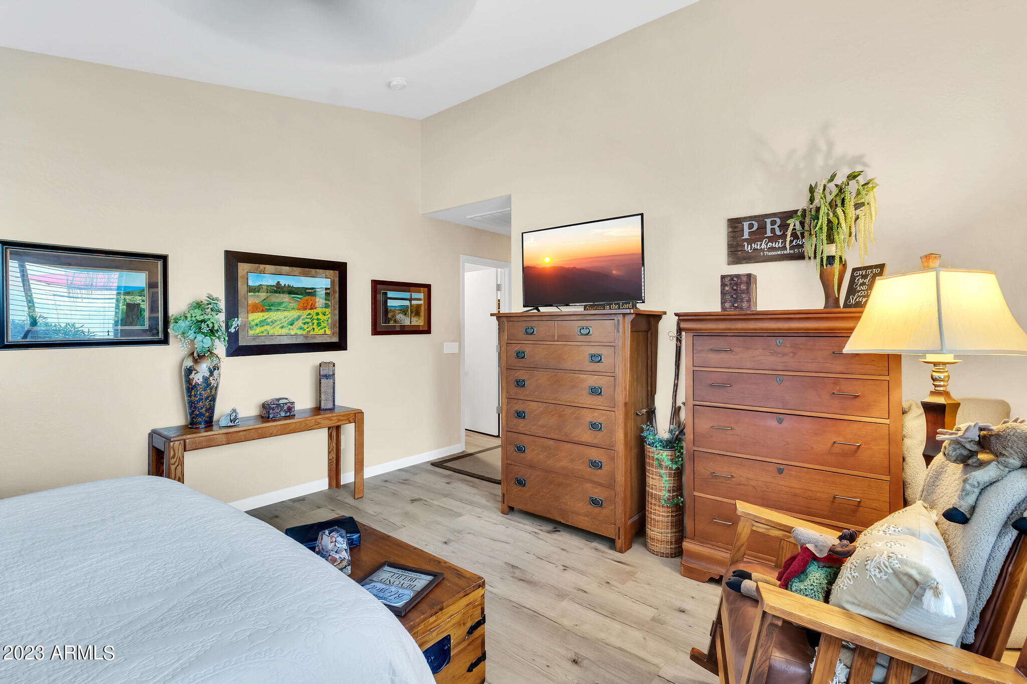 12064 W MORNING DOVE Drive