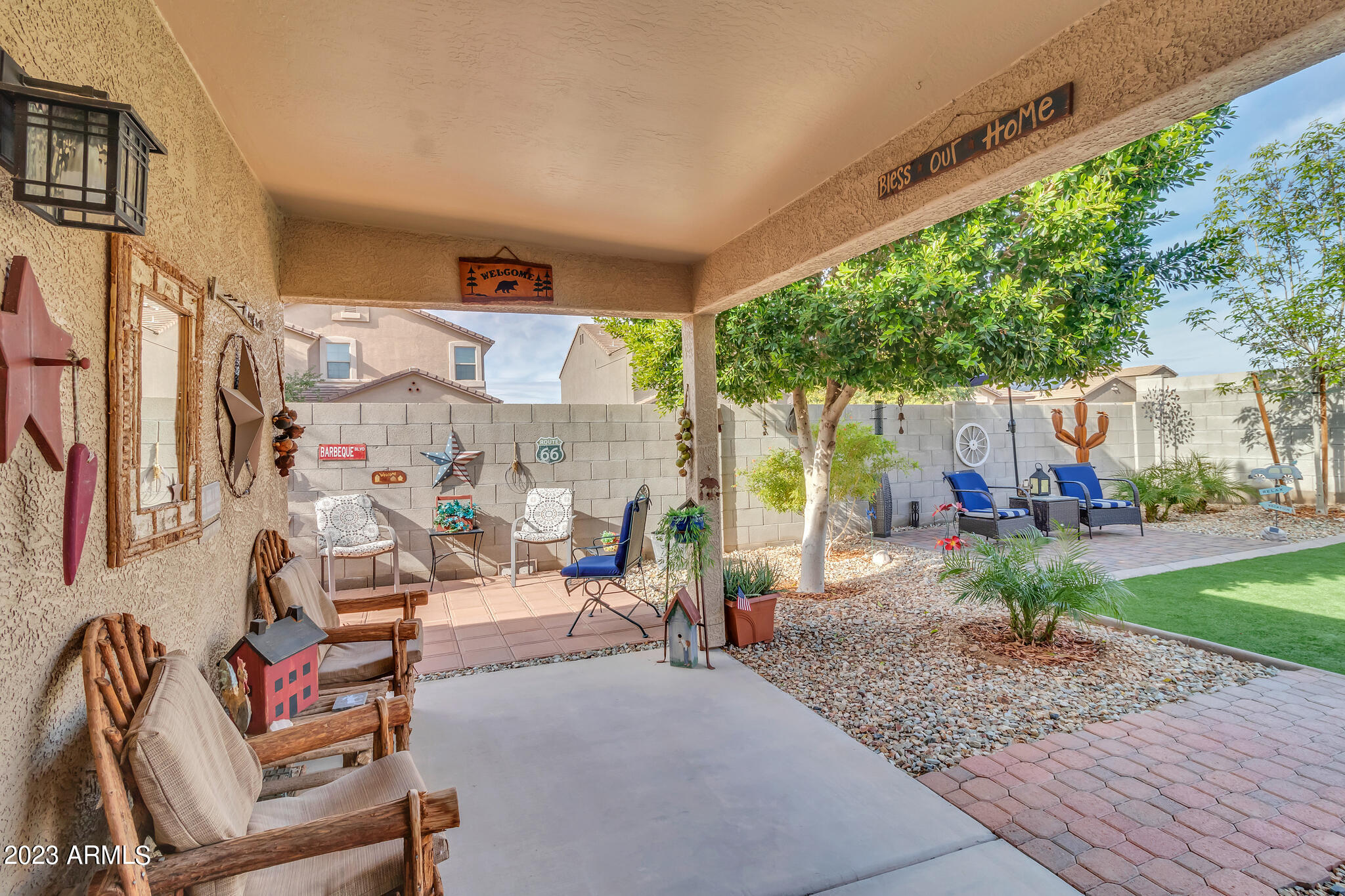 12064 W MORNING DOVE Drive