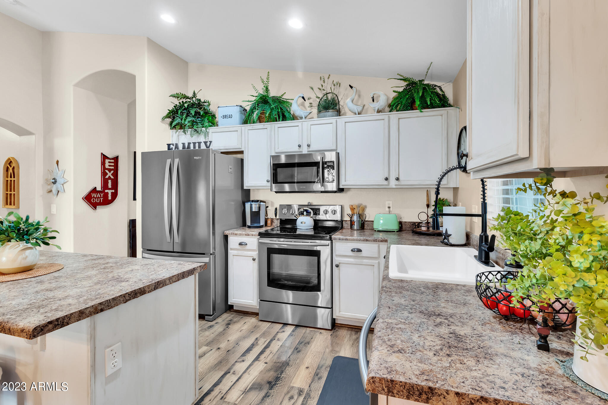 12064 W MORNING DOVE Drive