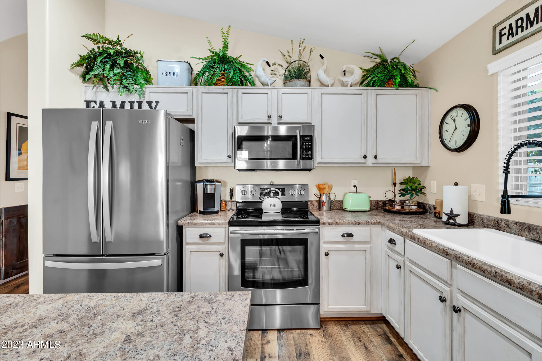 12064 W MORNING DOVE Drive