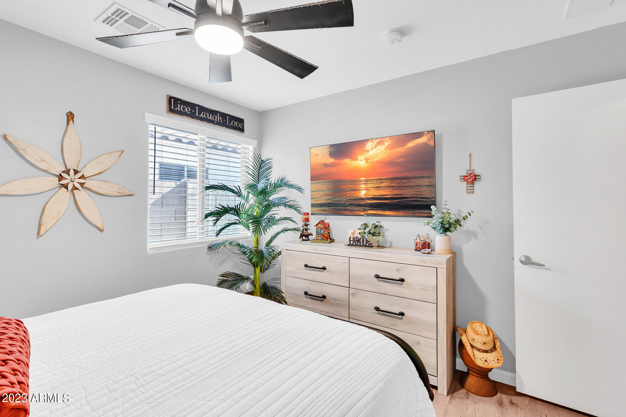 12064 W MORNING DOVE Drive