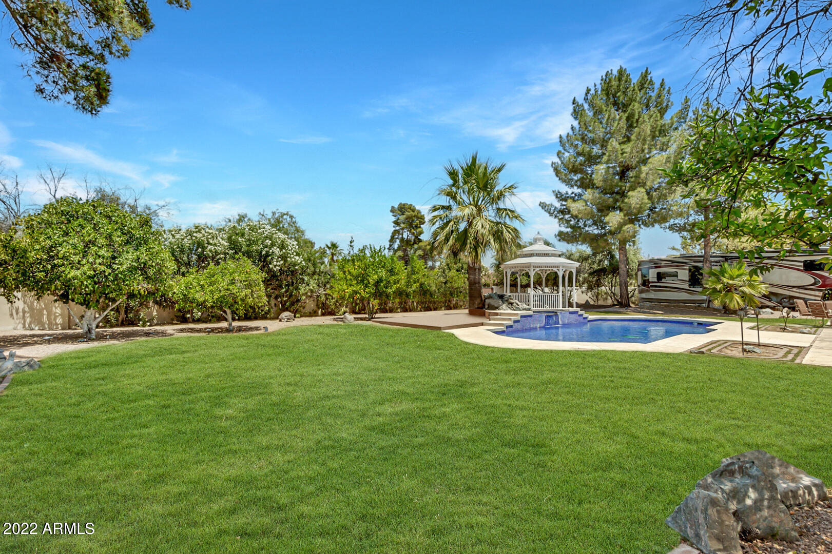 6912 E LARKSPUR Drive