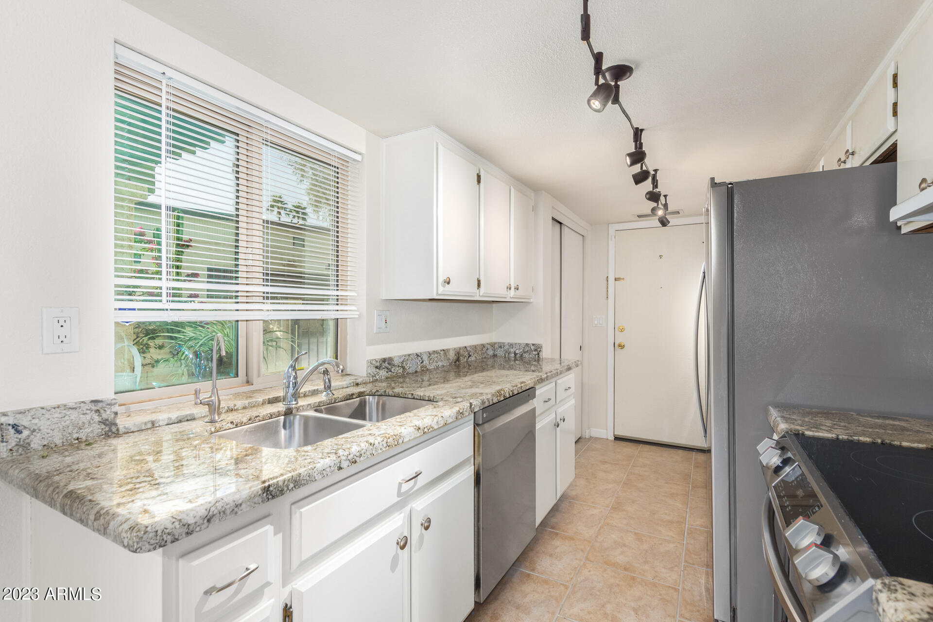 4810 E EUCLID Avenue # 3