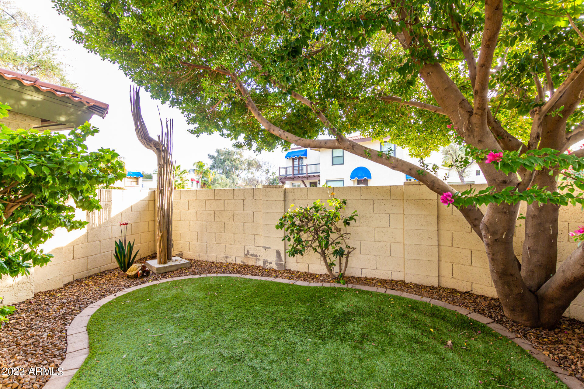 4810 E EUCLID Avenue # 3