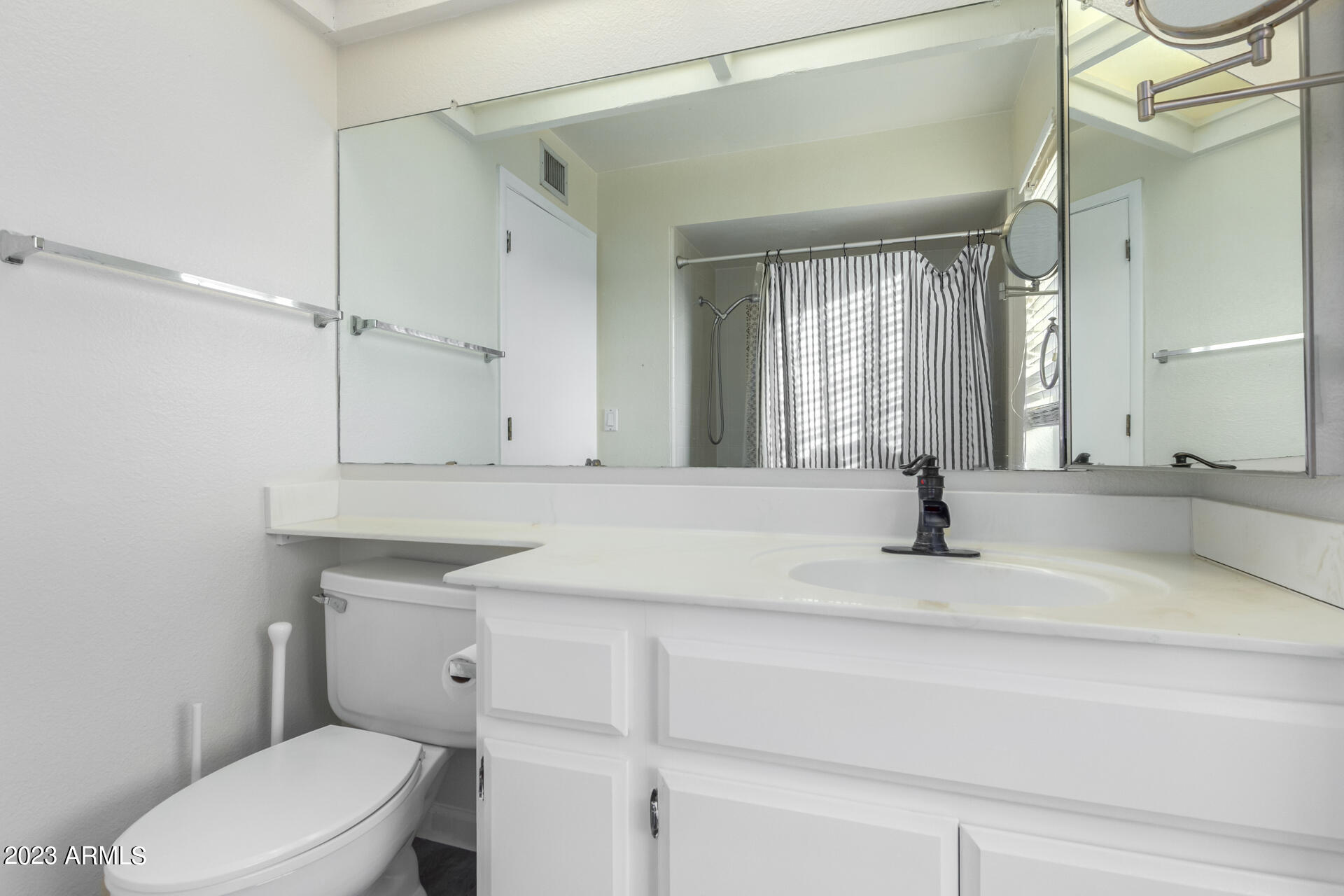 4810 E EUCLID Avenue # 3