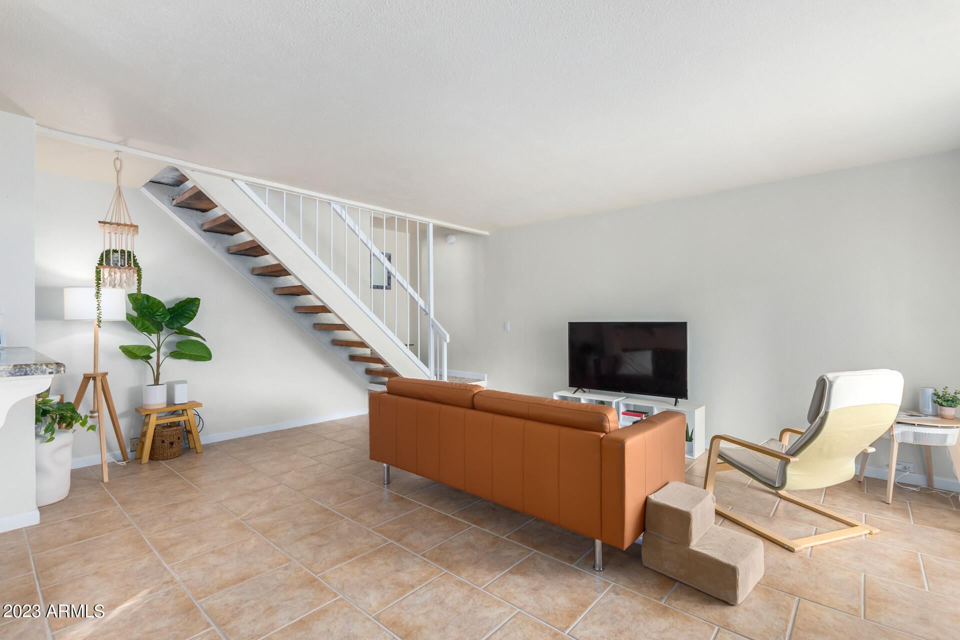4810 E EUCLID Avenue # 3