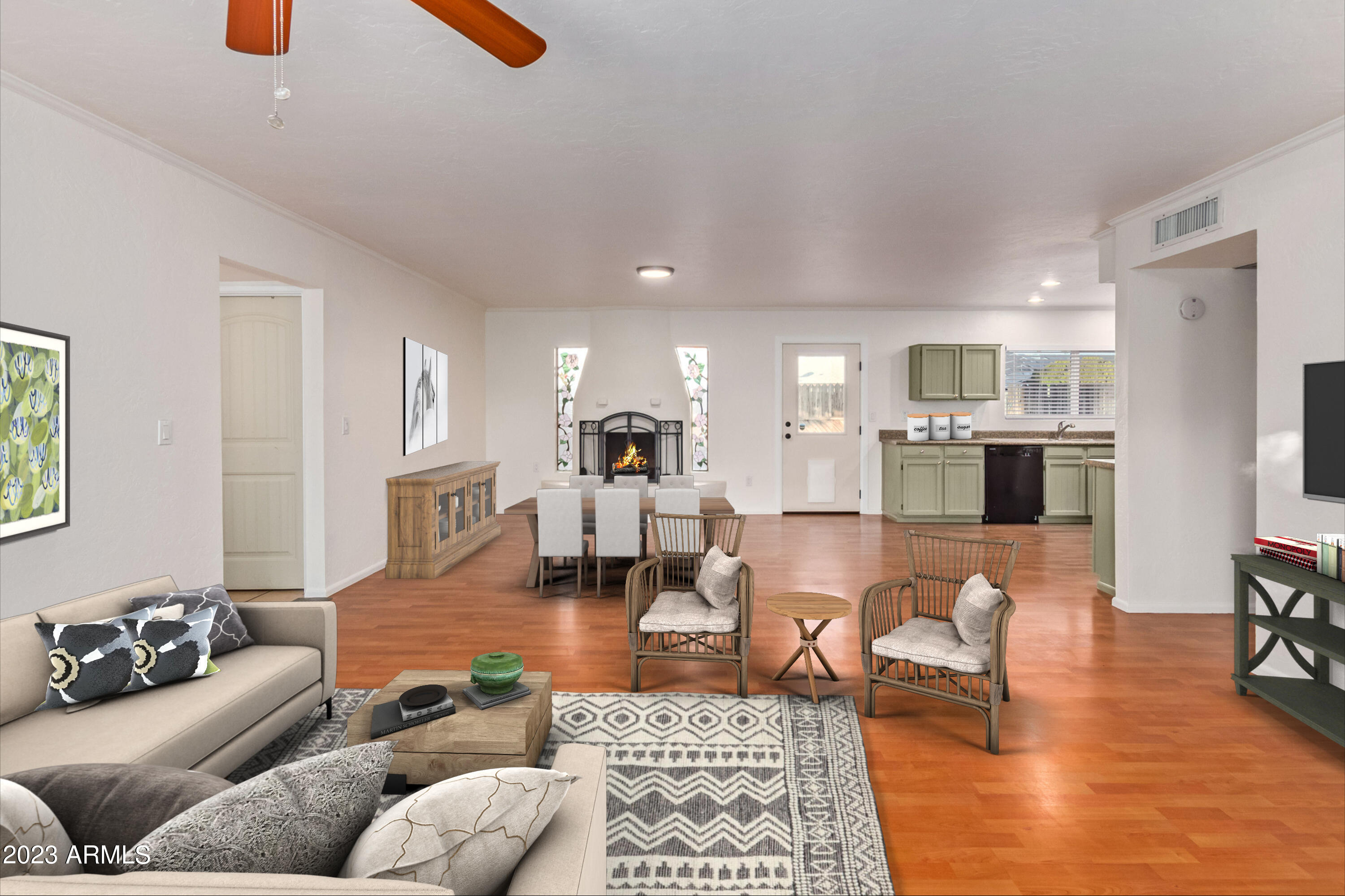 838 W SANTA CRUZ Drive