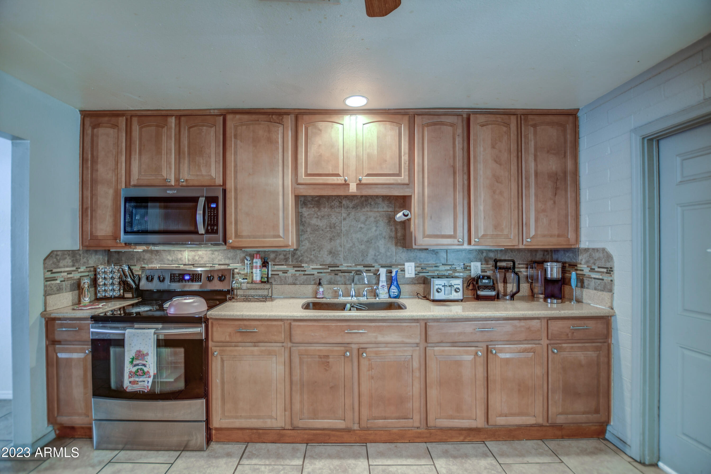 1737 W Pecan Road