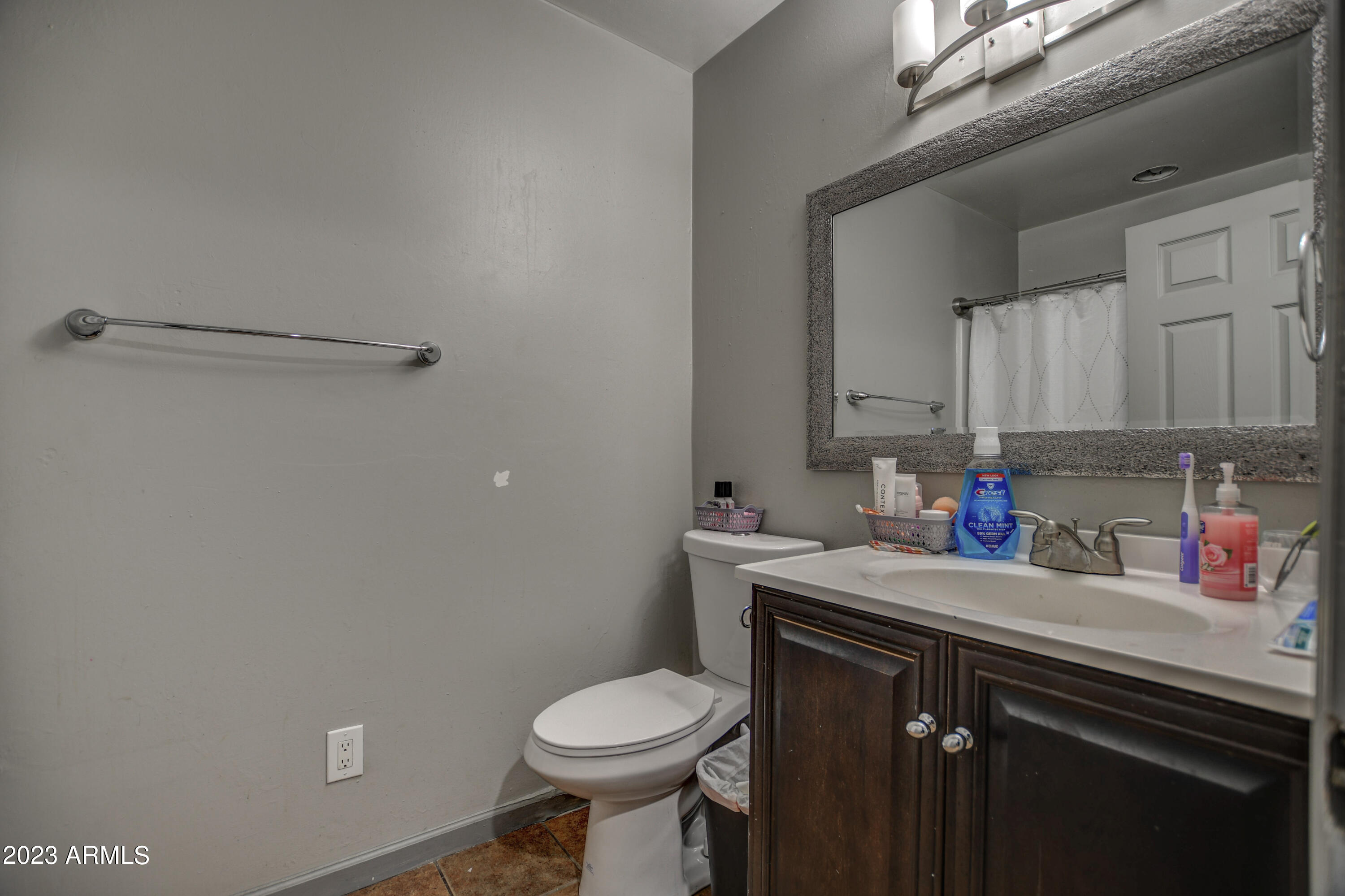 1737 W Pecan Road