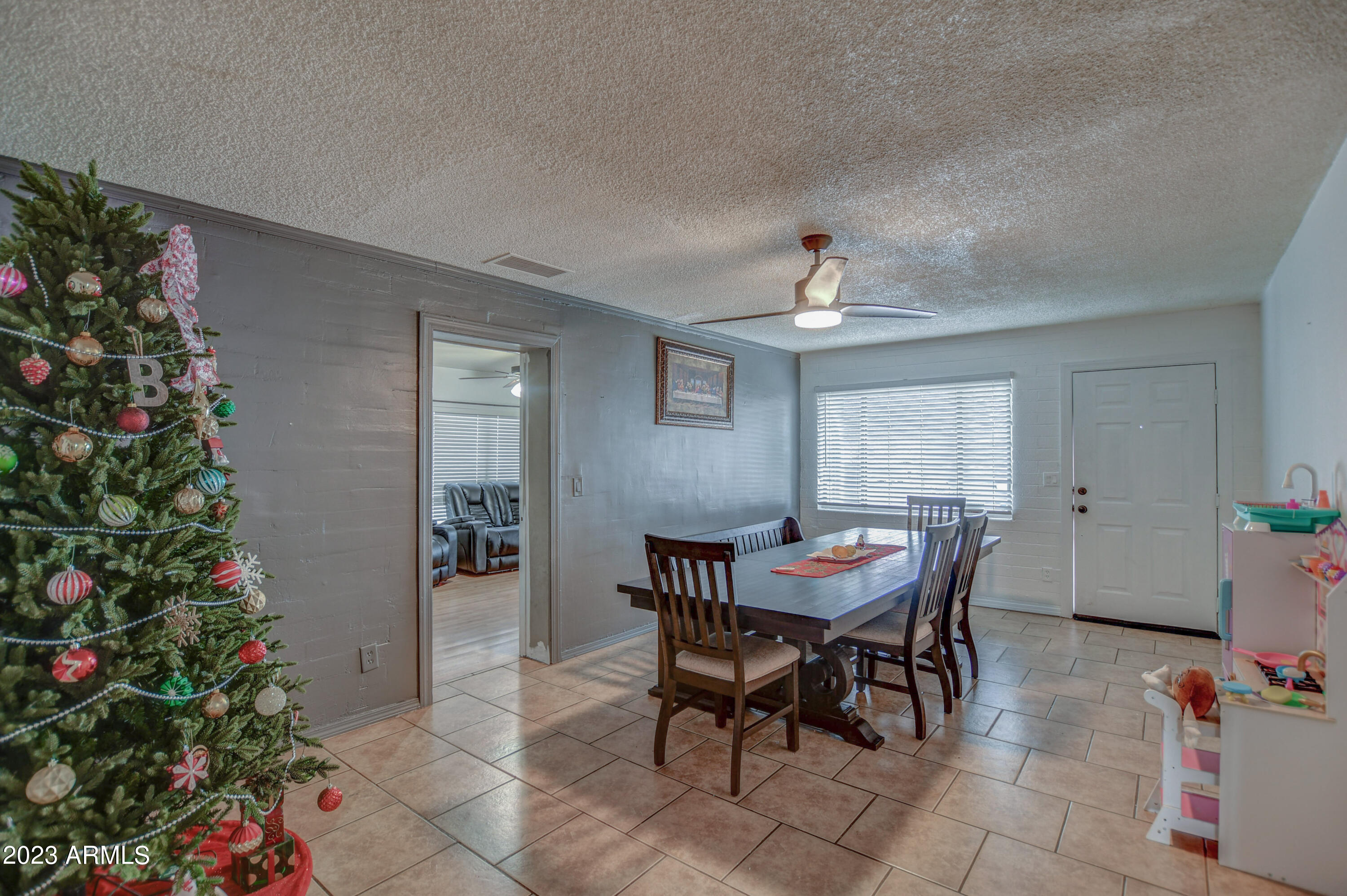 1737 W Pecan Road