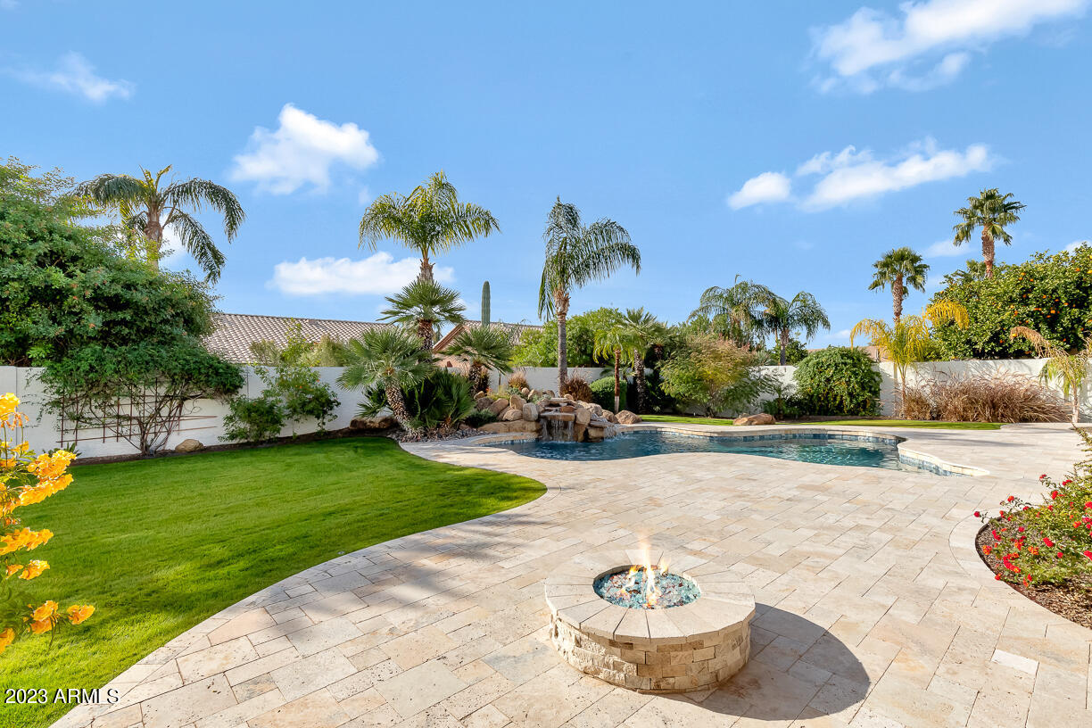9055 E Charter Oak Drive