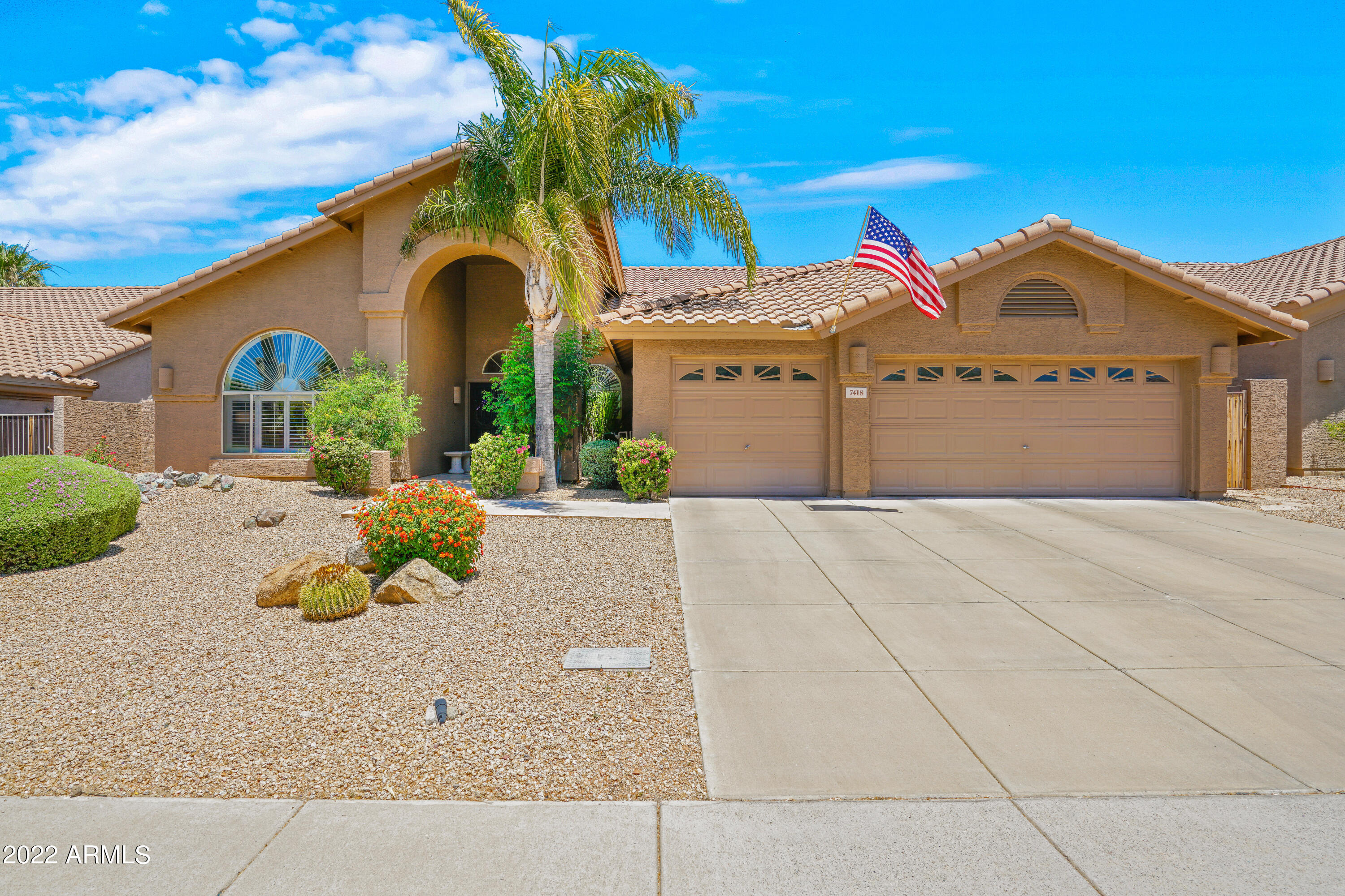 7418 E BLACK ROCK Road