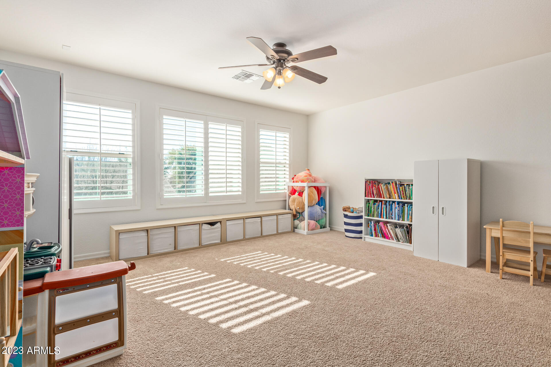 3975 E MESQUITE Street