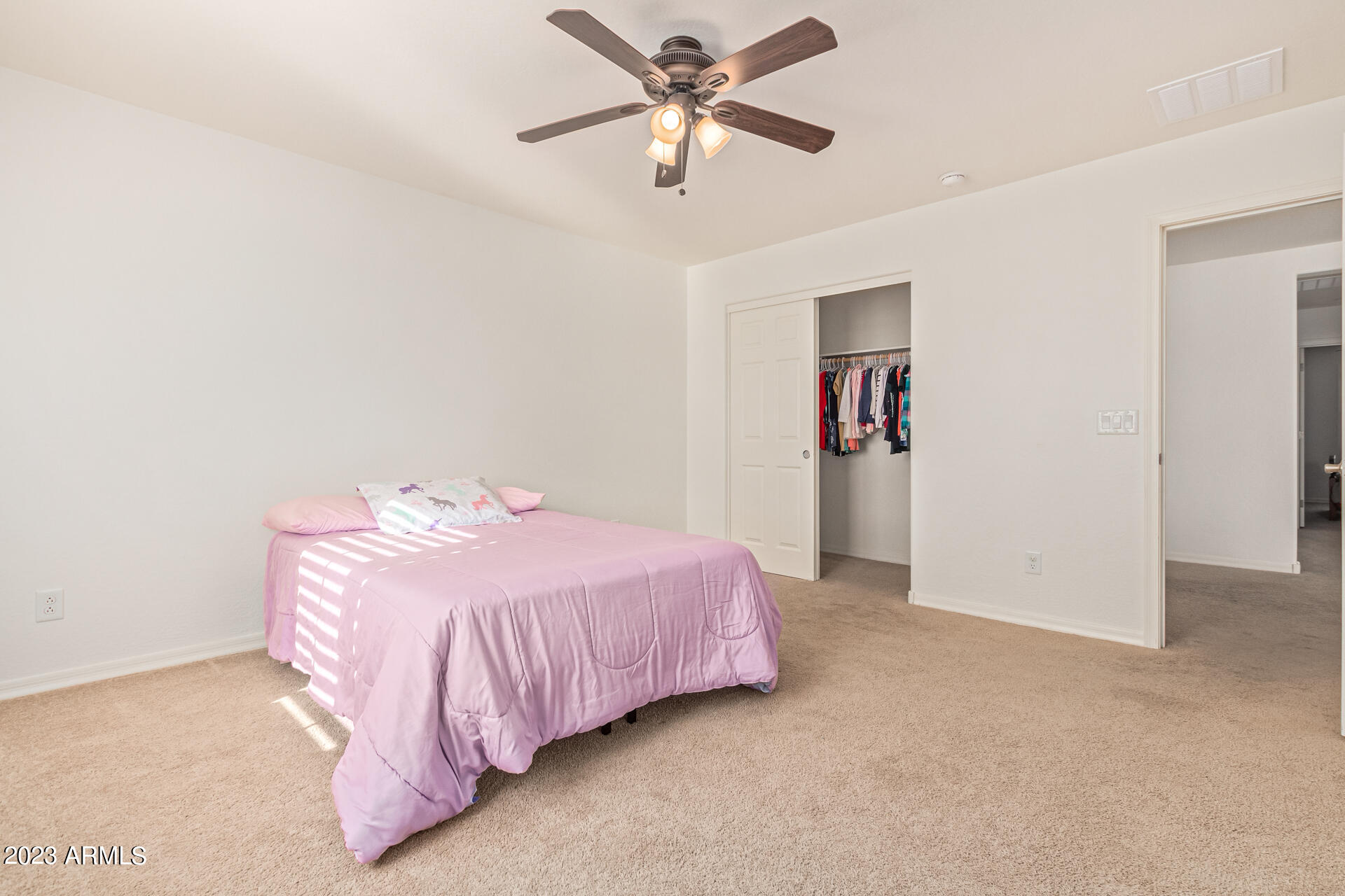 3975 E MESQUITE Street