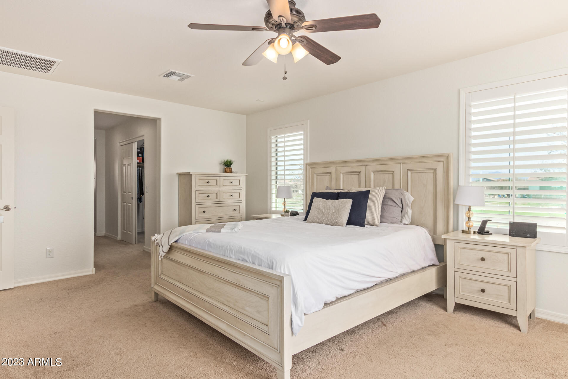 3975 E MESQUITE Street