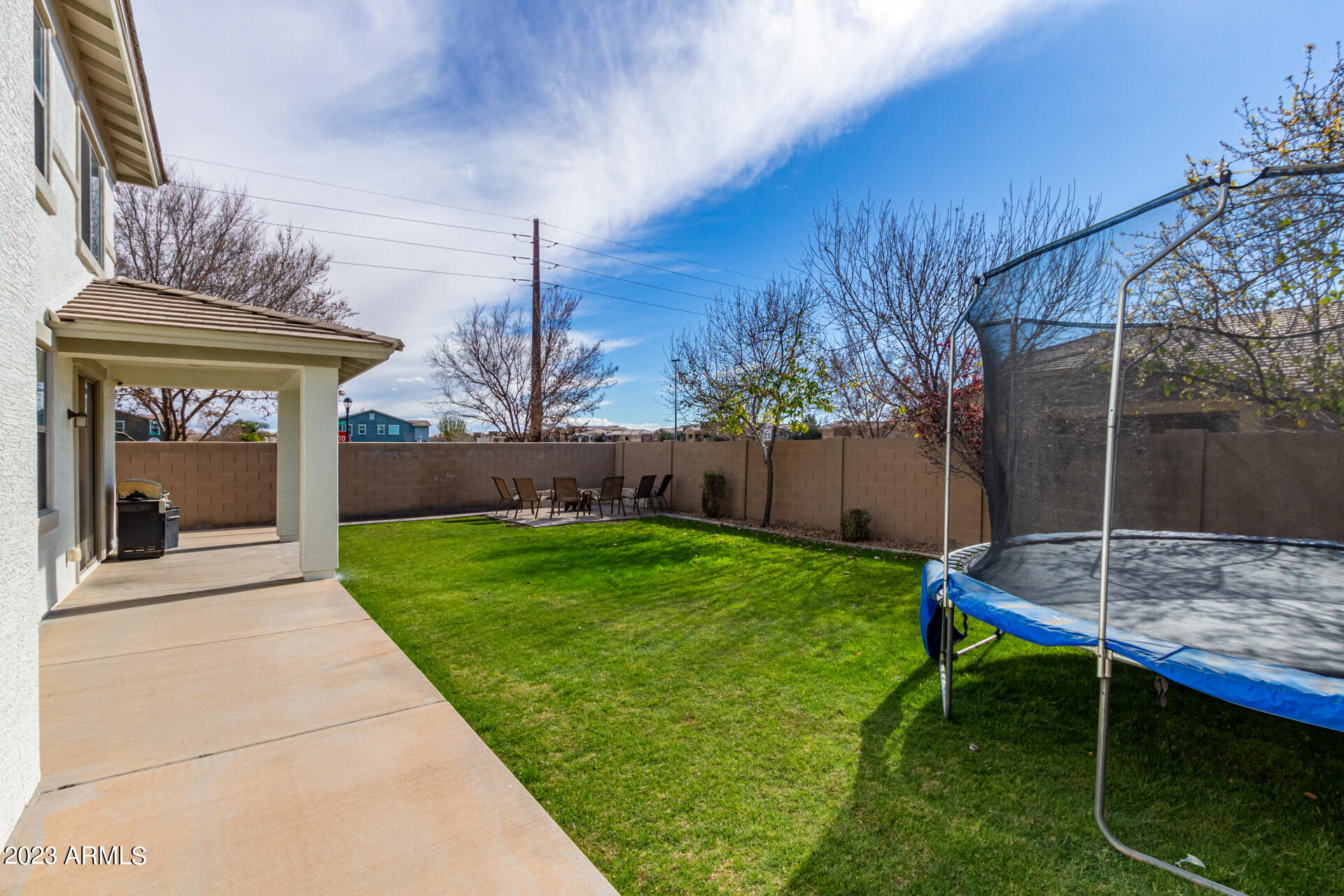 3975 E MESQUITE Street