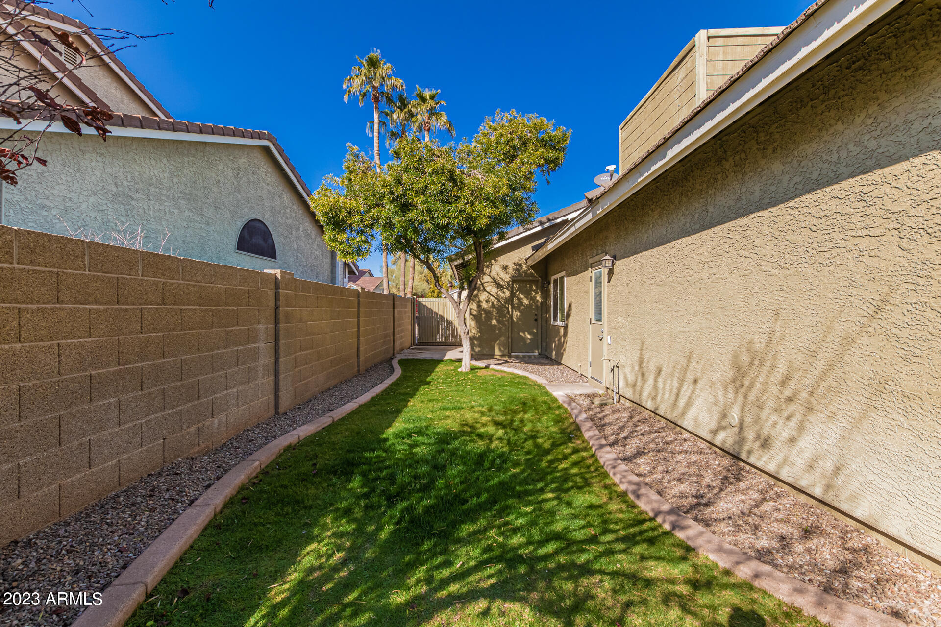 9055 E JENAN Drive