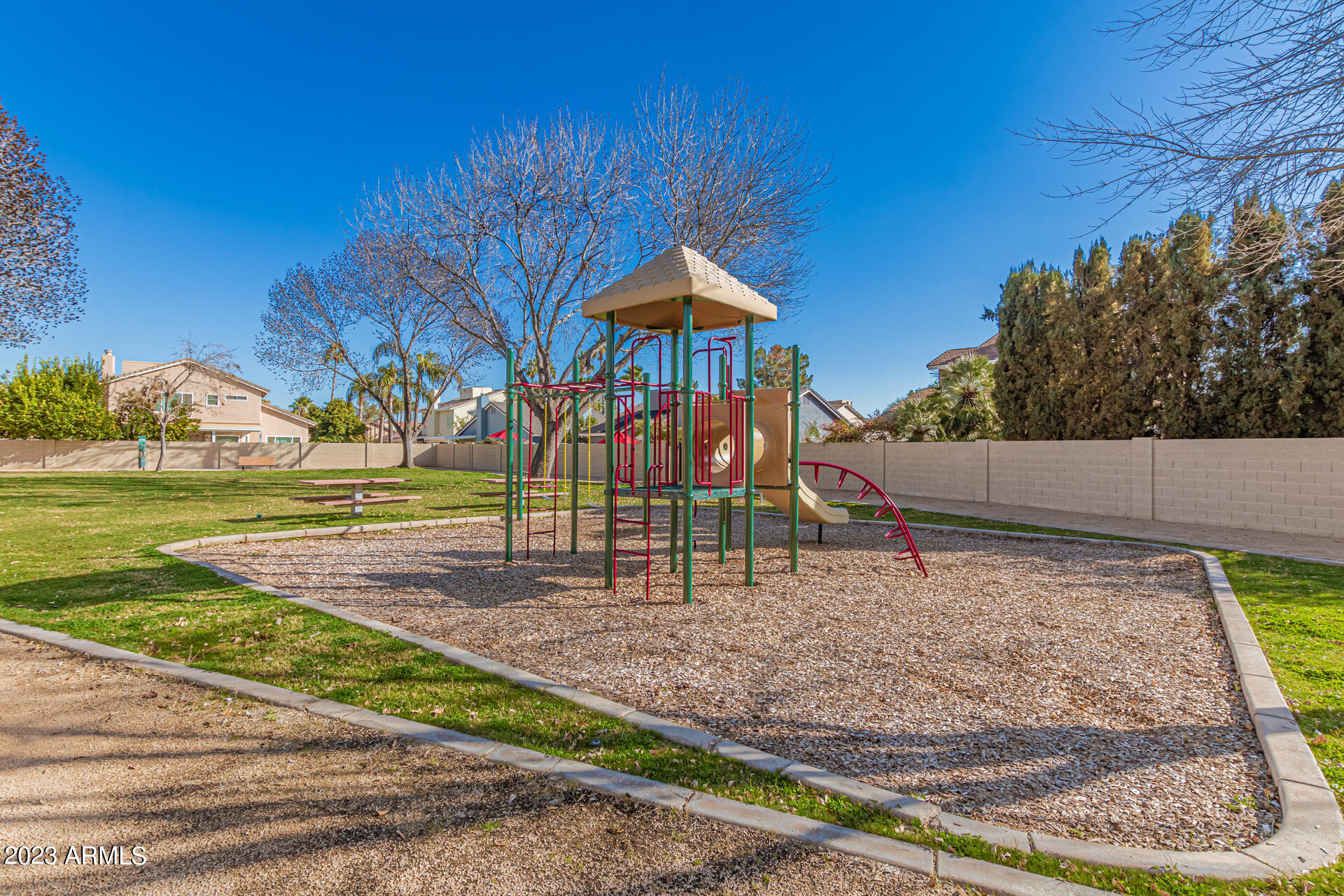 9055 E JENAN Drive