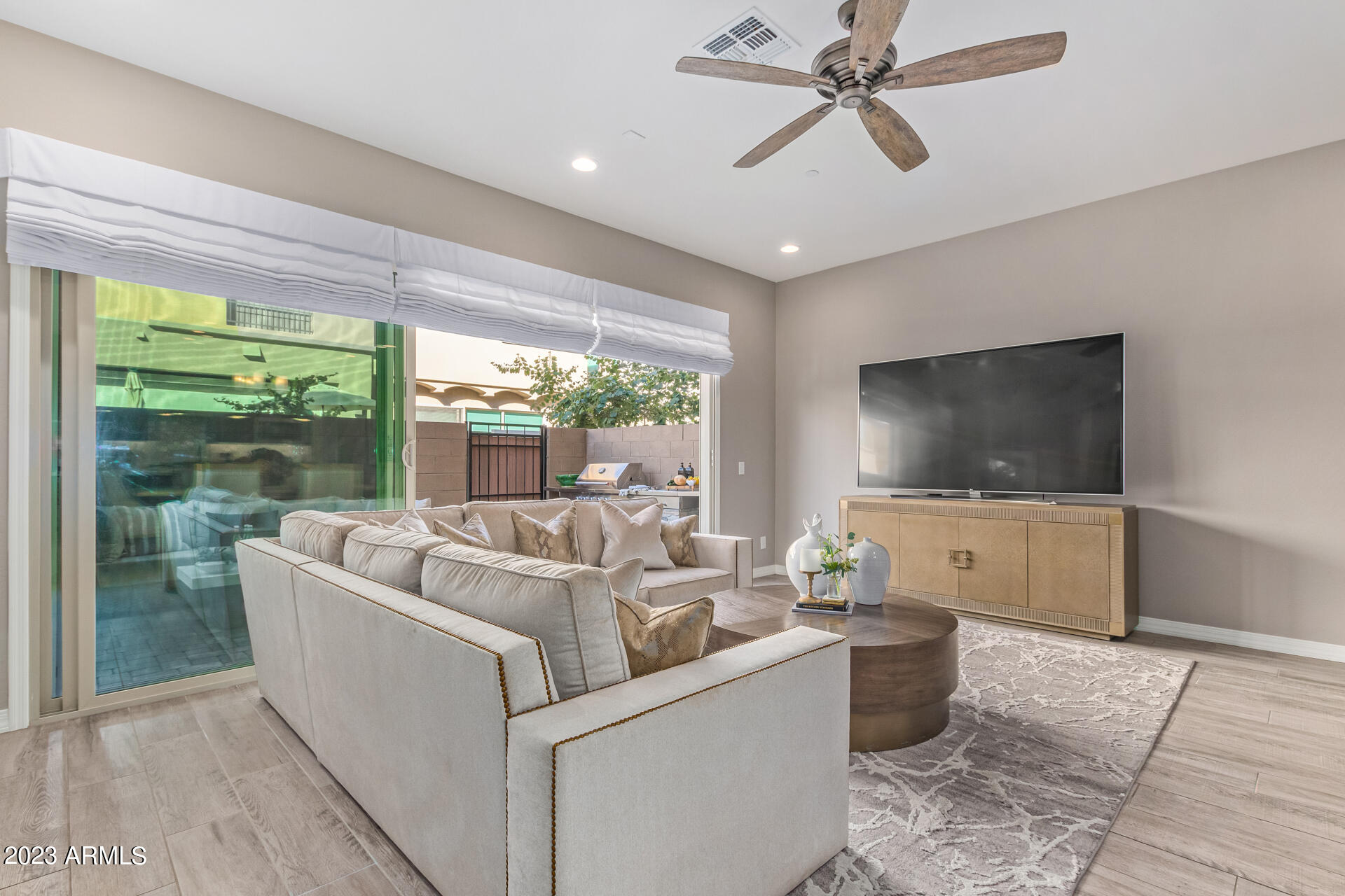 7438 E PARAISO Drive