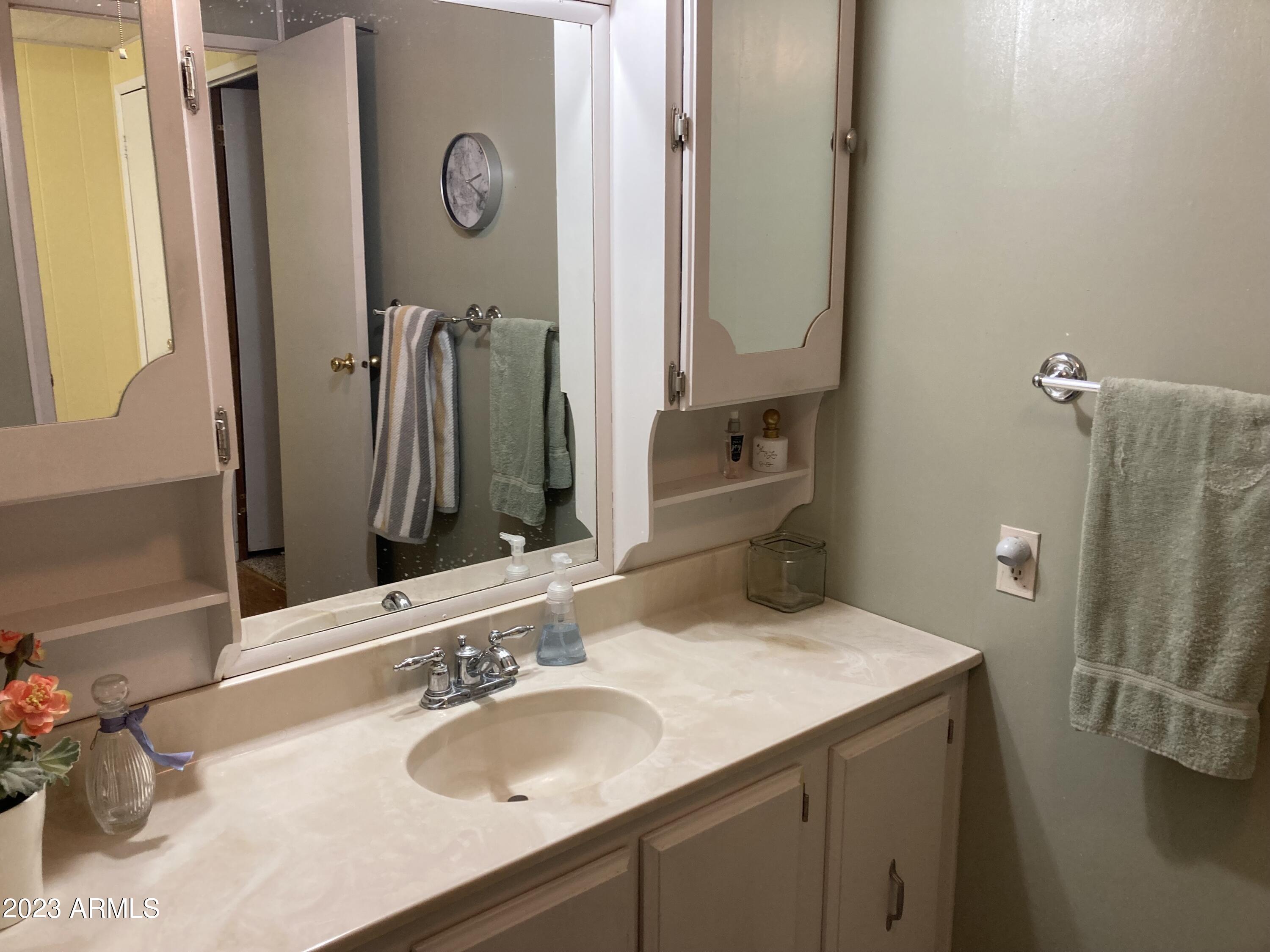 200 E KNOX Road # 12
