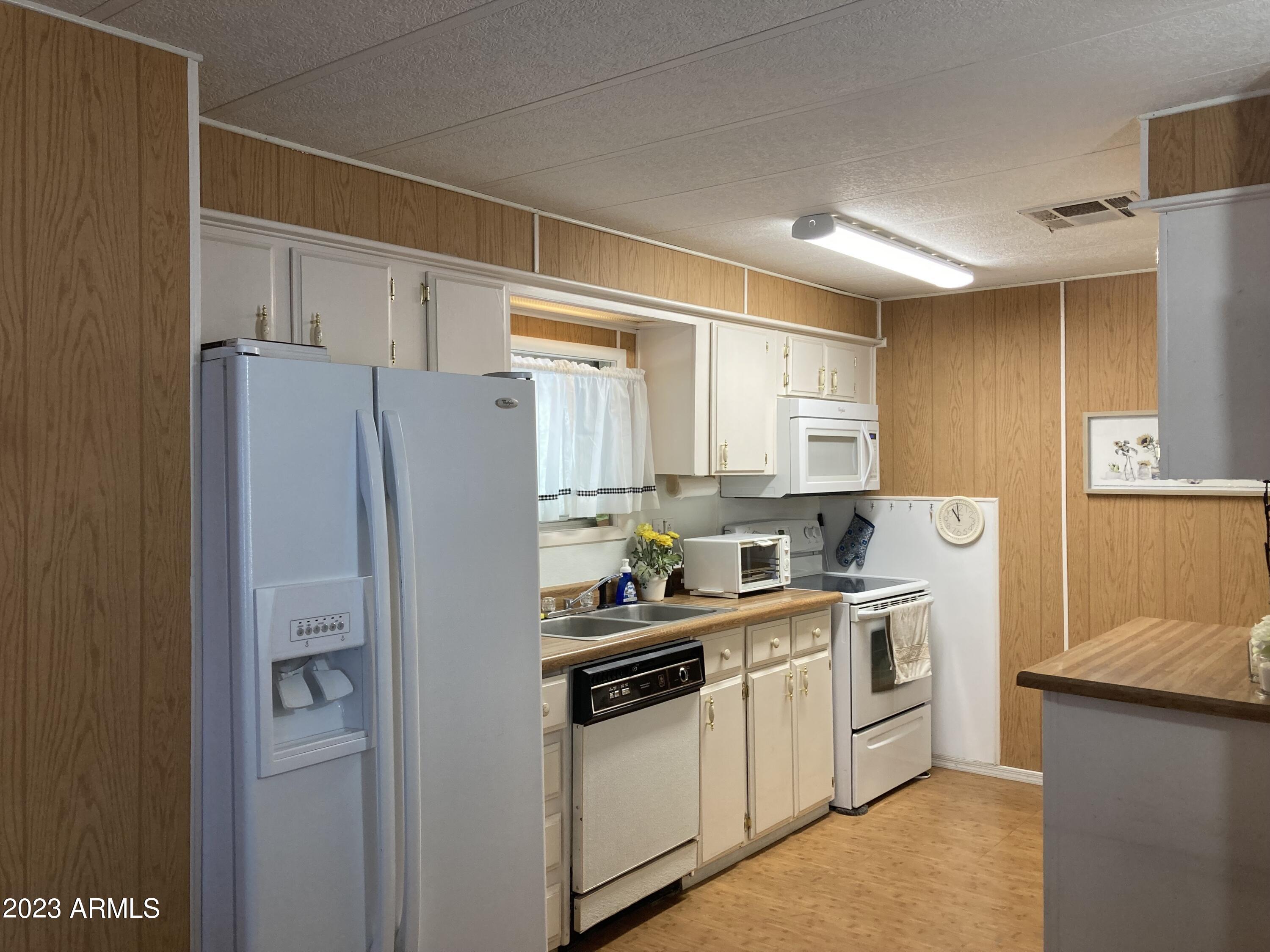 200 E KNOX Road # 12