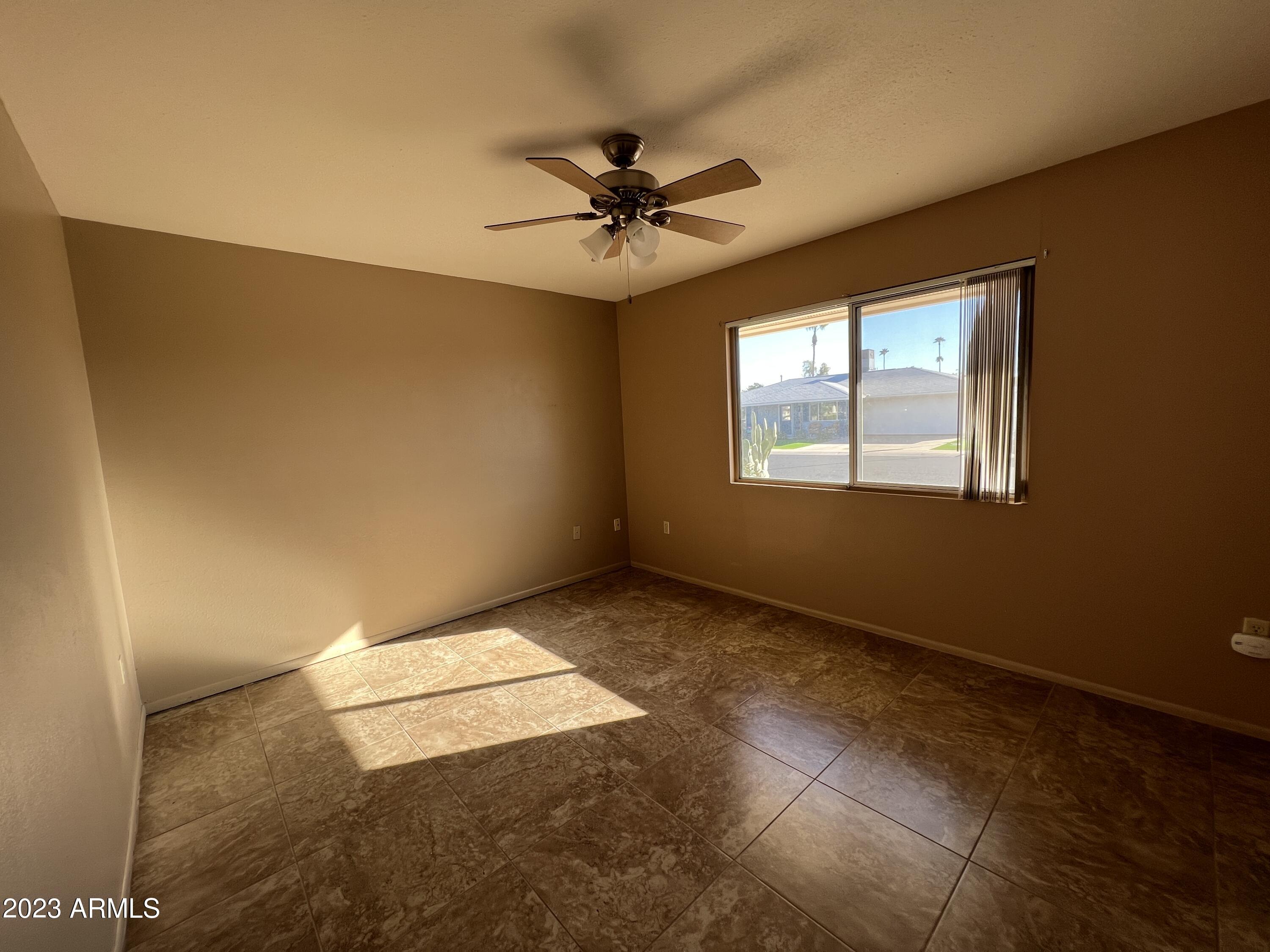 10939 W SARATOGA Circle