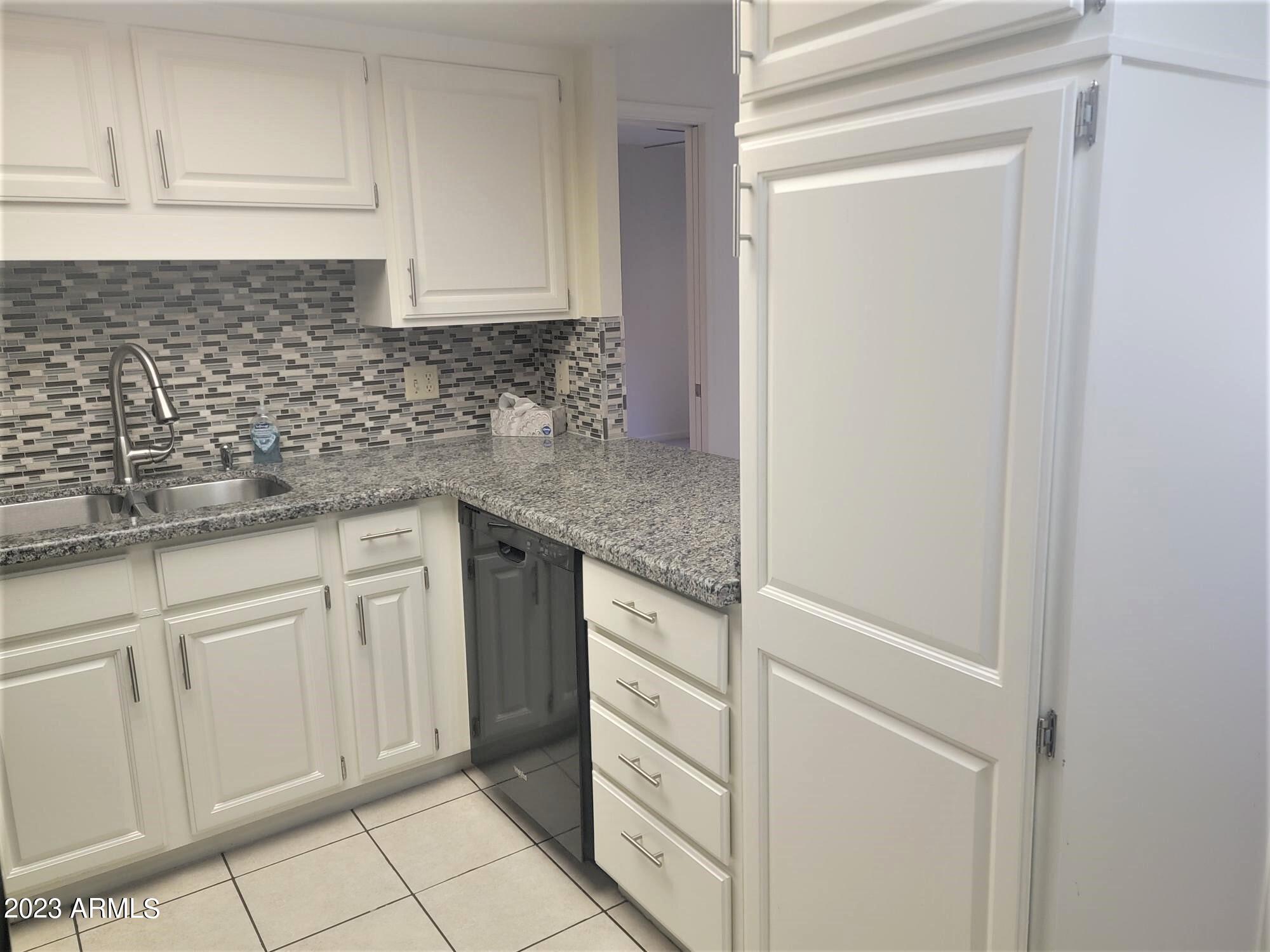 10330 W THUNDERBIRD Boulevard # A213