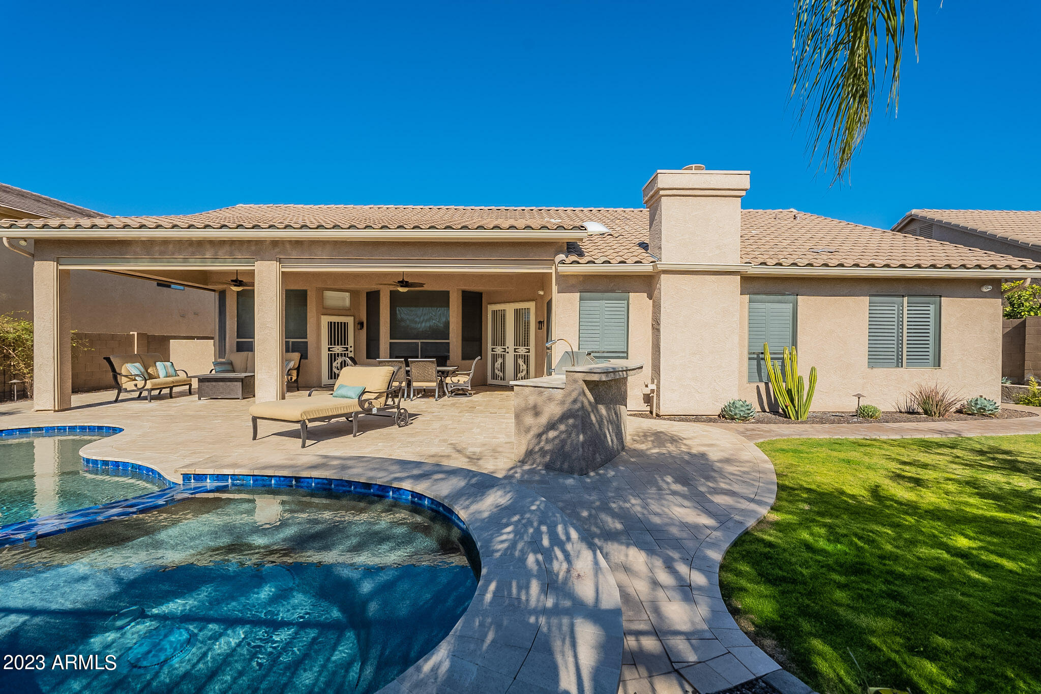 9463 E MENLO Circle