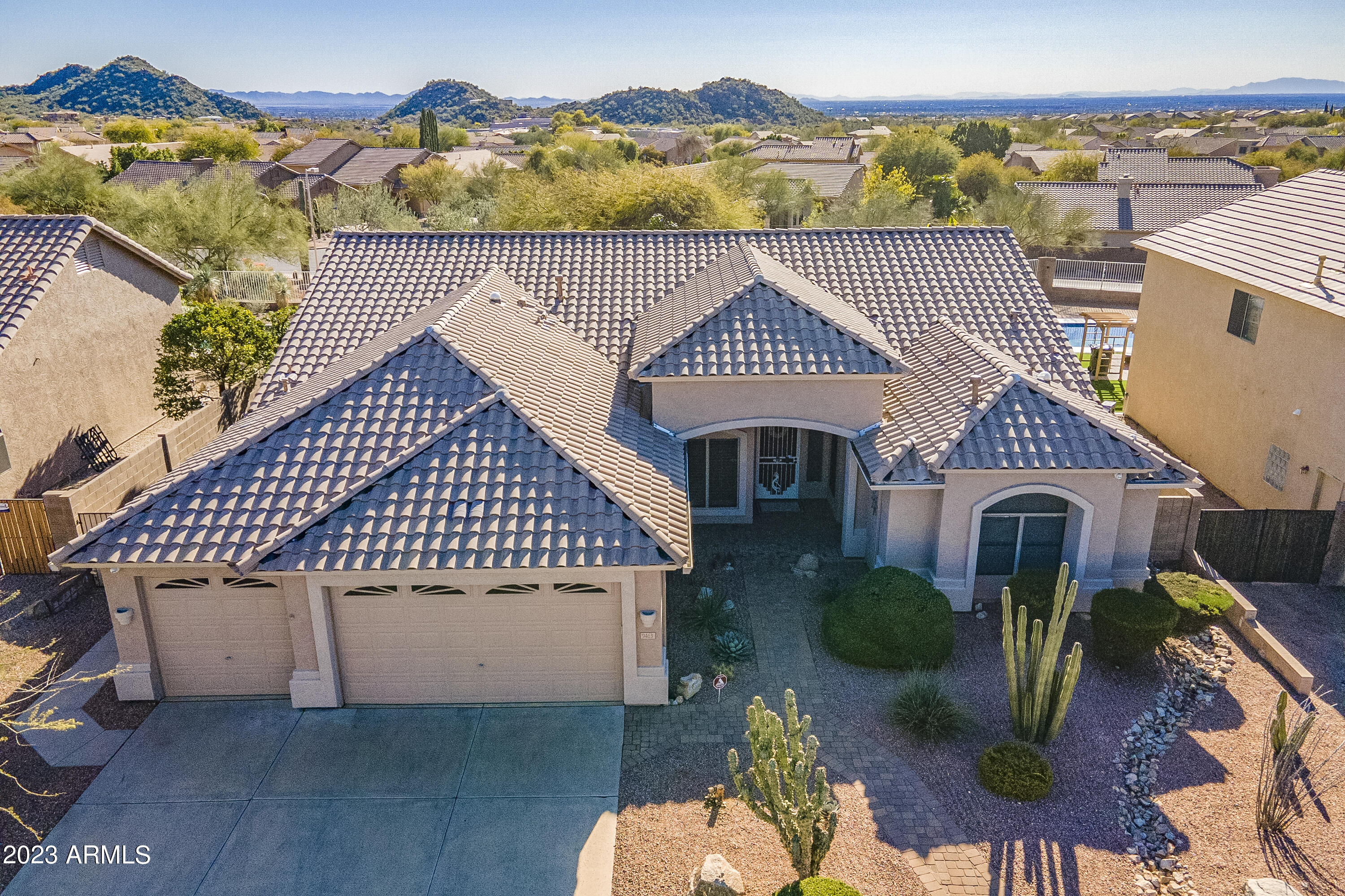9463 E MENLO Circle