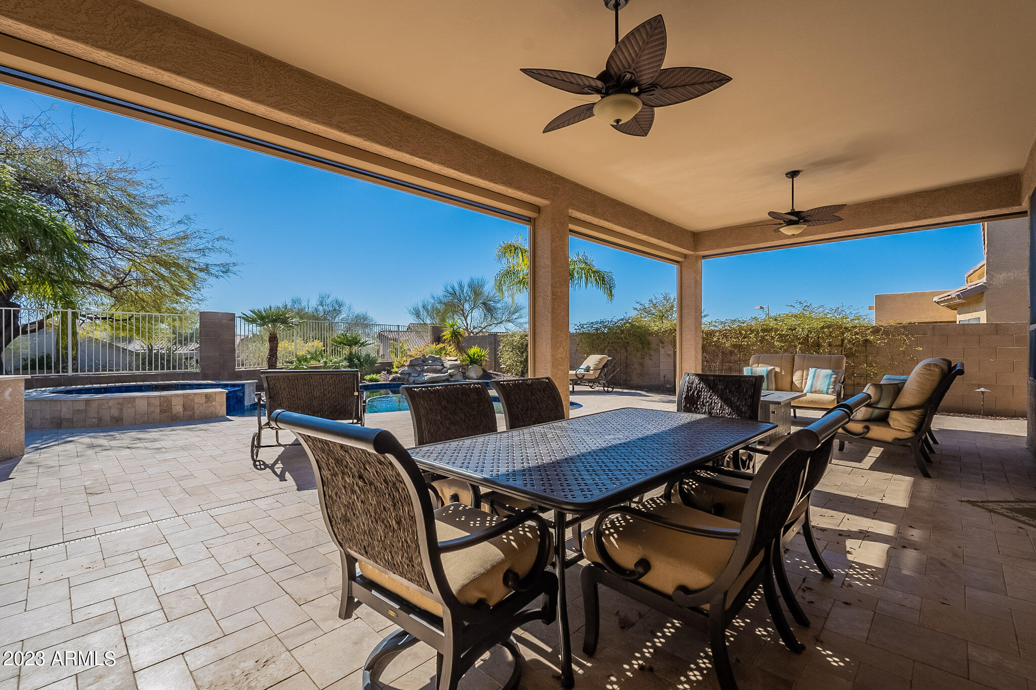 9463 E MENLO Circle