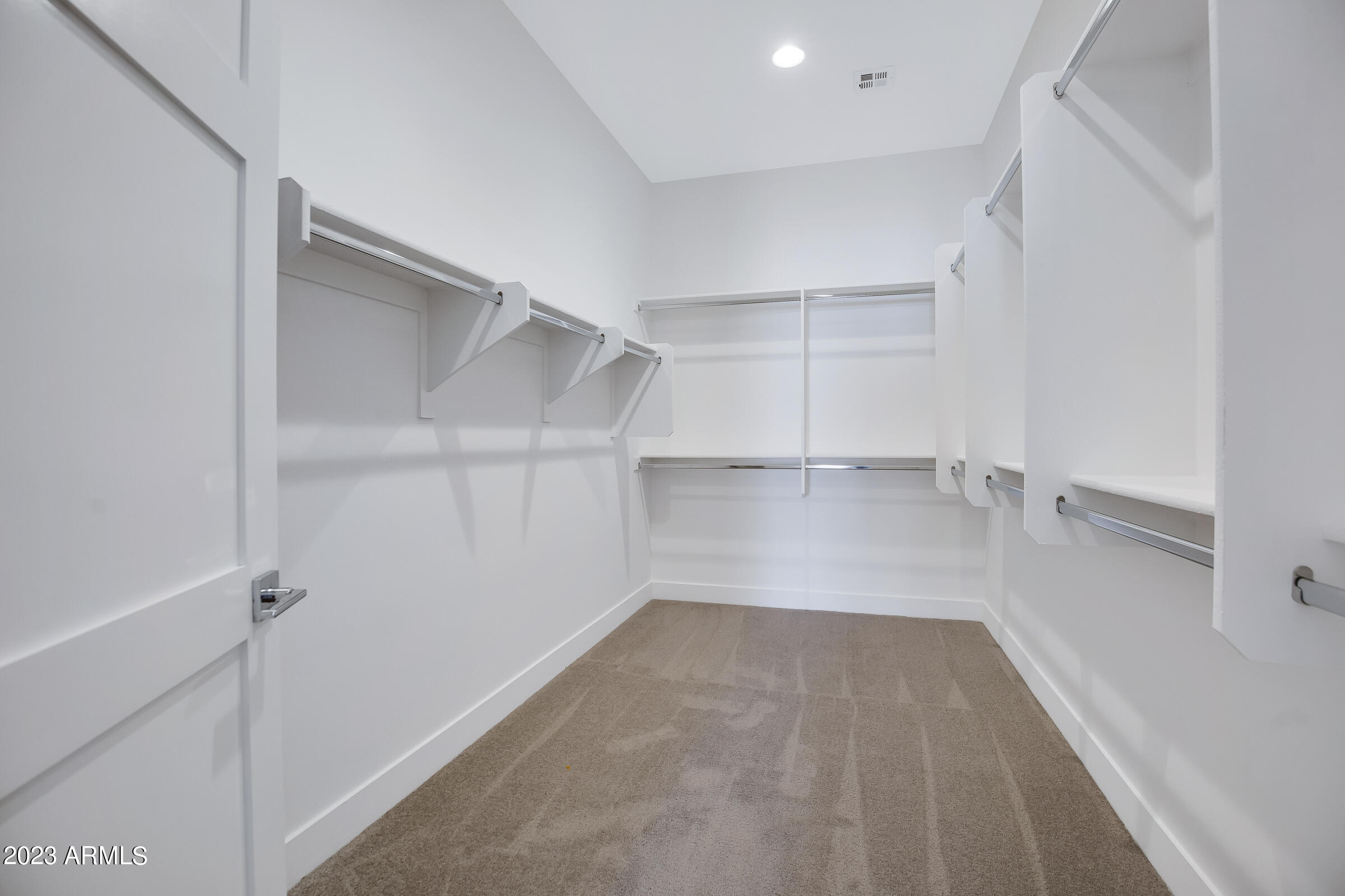 2935 S SANDSTONE Court