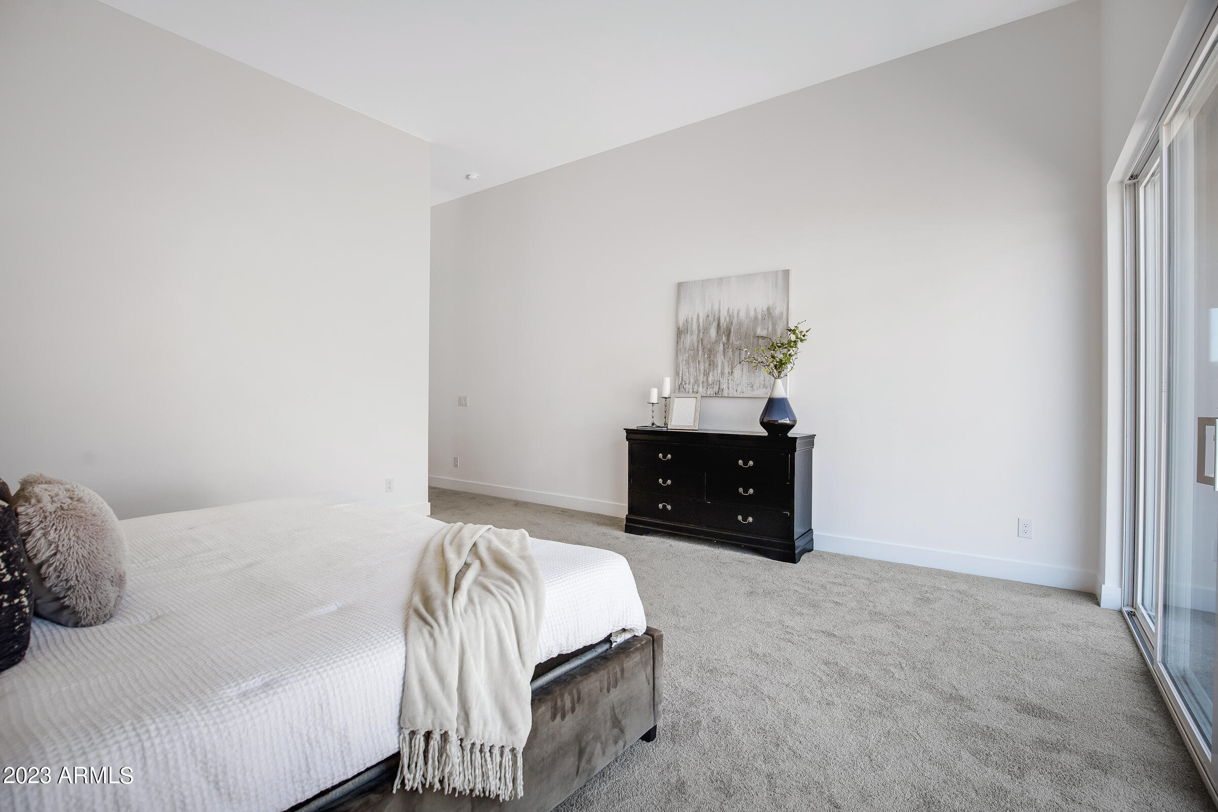 2935 S SANDSTONE Court