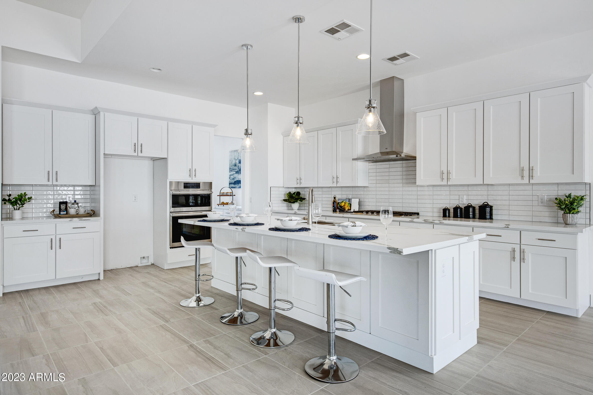 2935 S SANDSTONE Court