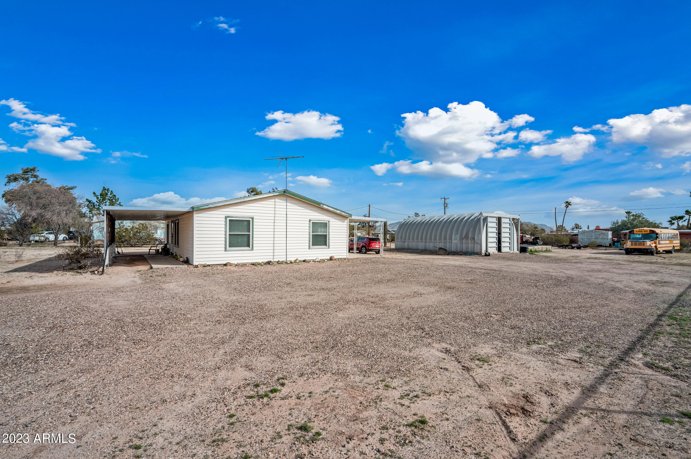 10129 N BATTLEFORD Drive