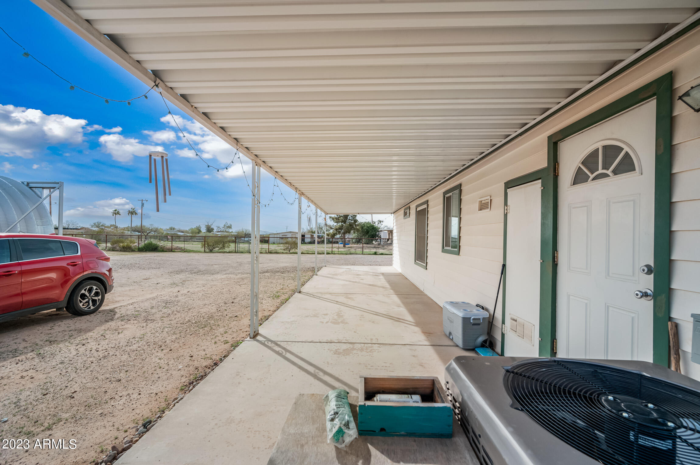 10129 N BATTLEFORD Drive