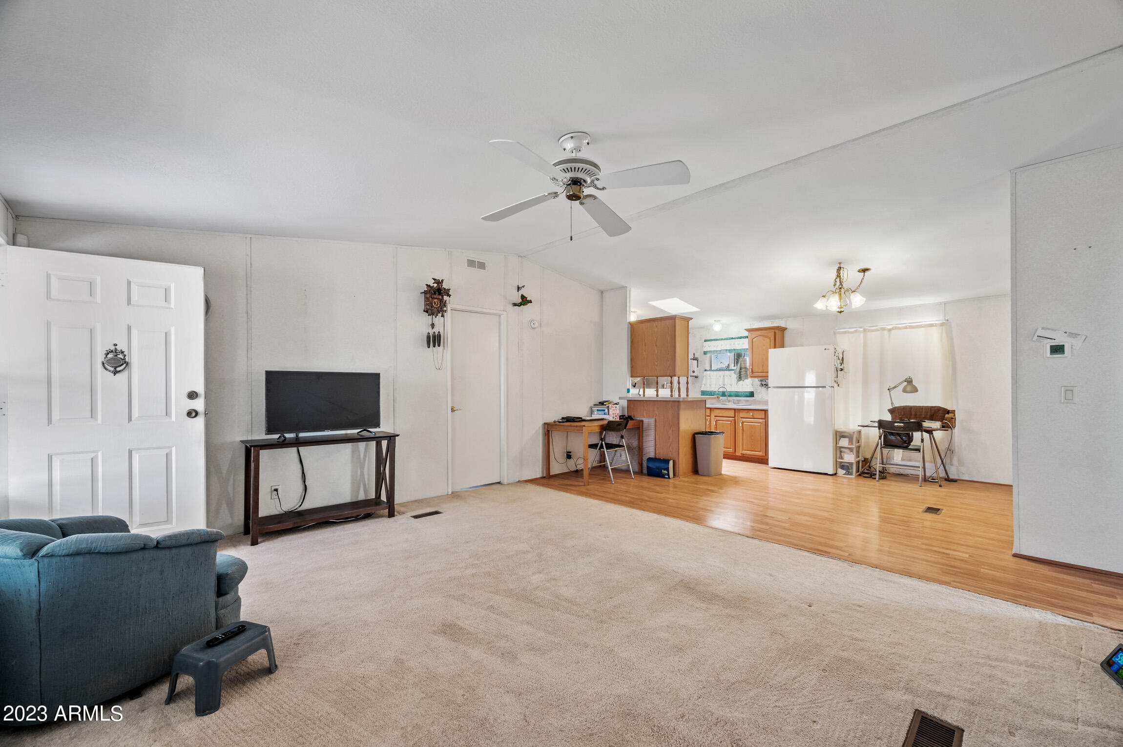 10129 N BATTLEFORD Drive