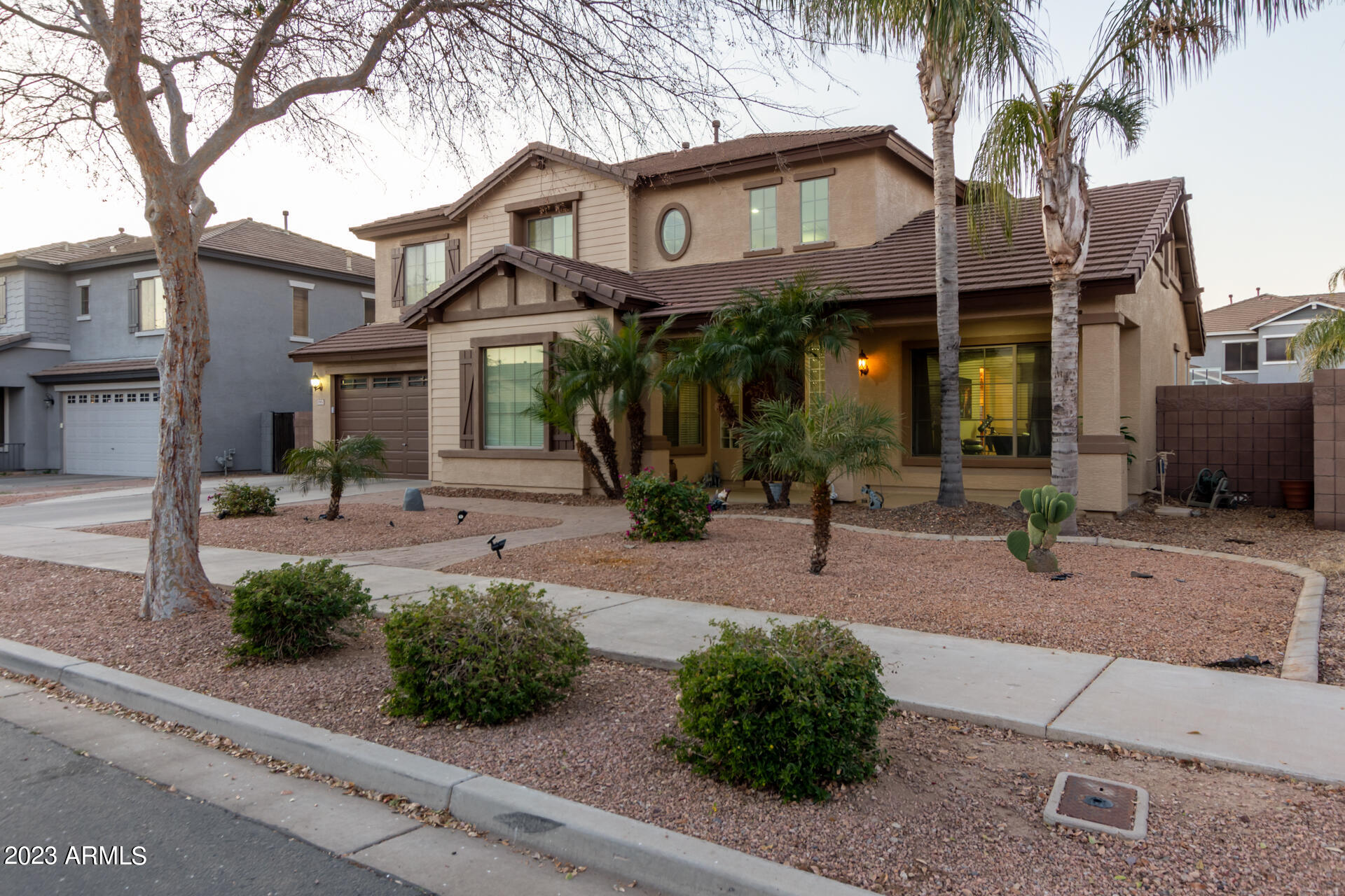 18662 E CARDINAL Way