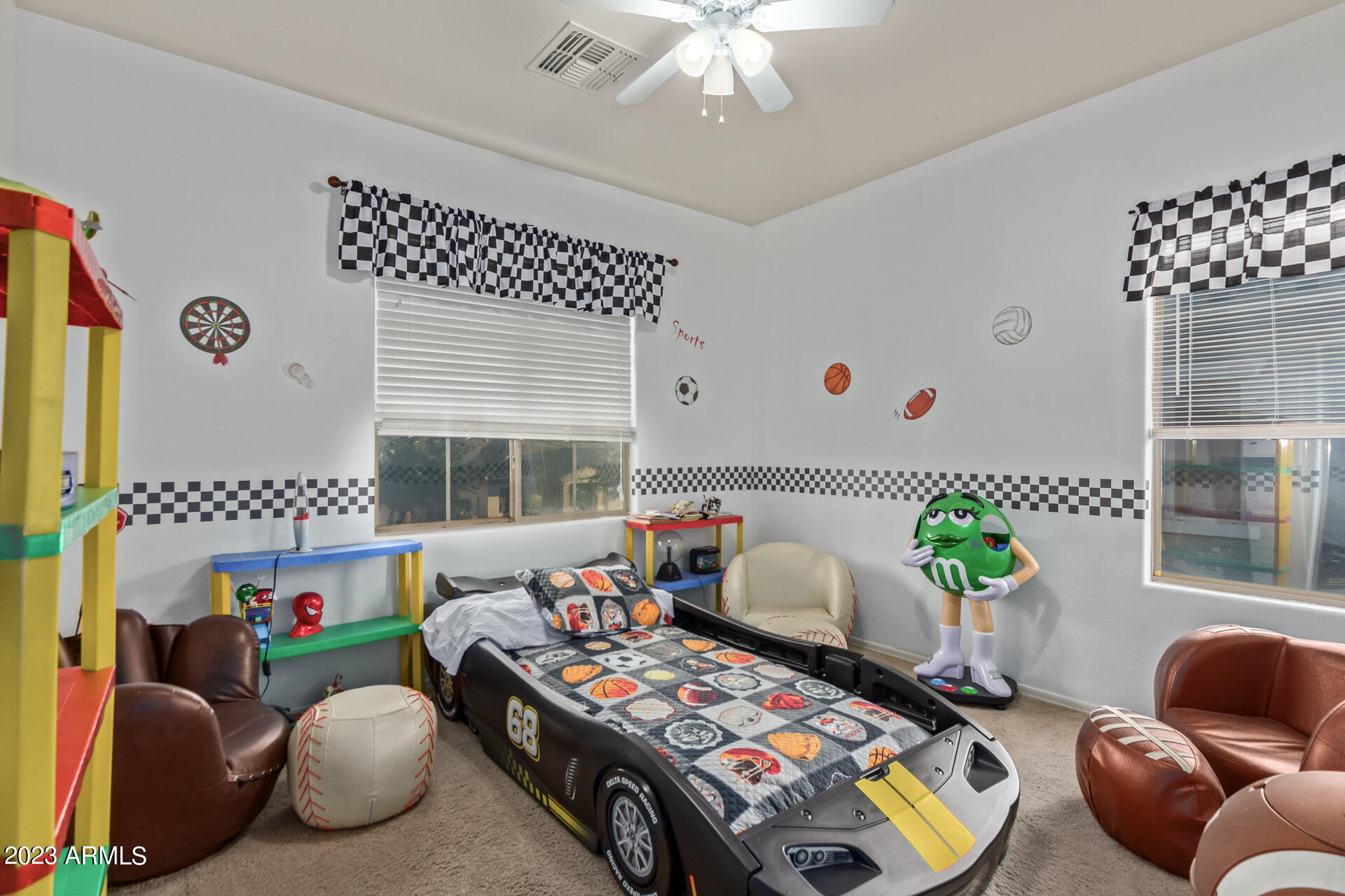18662 E CARDINAL Way
