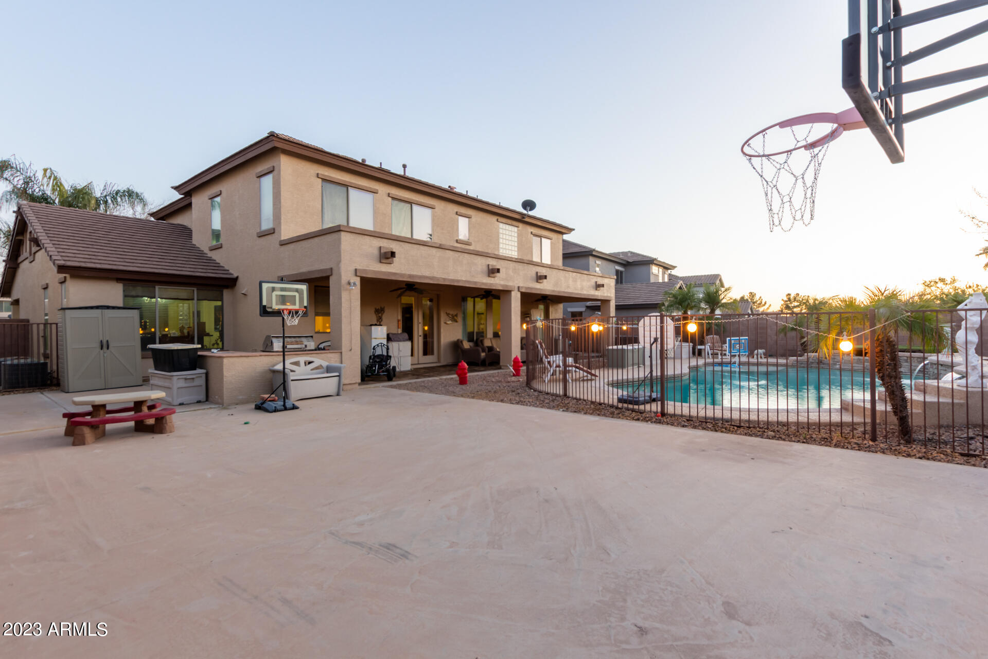 18662 E CARDINAL Way