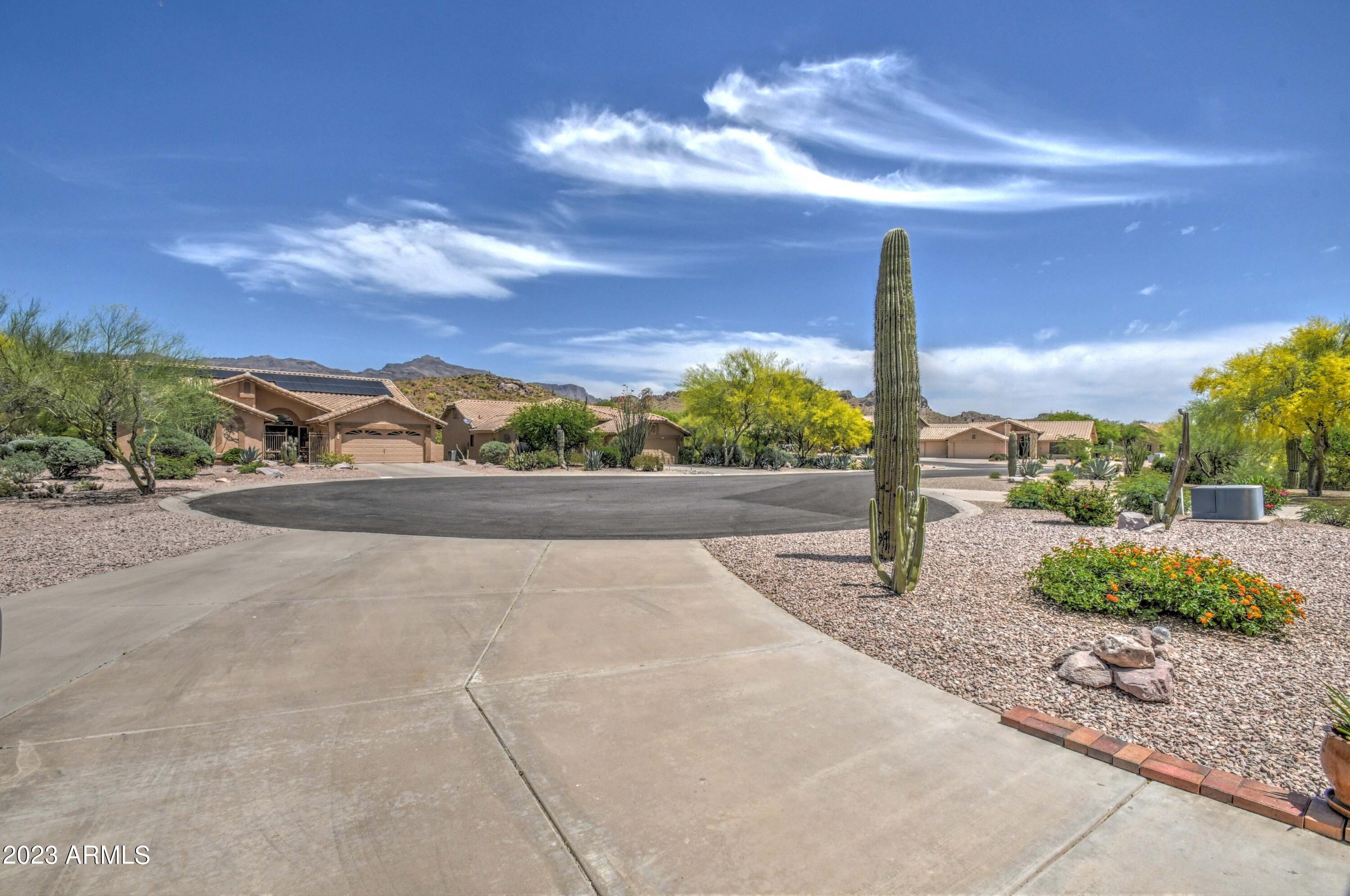 8109 E WOLFBERRY Circle