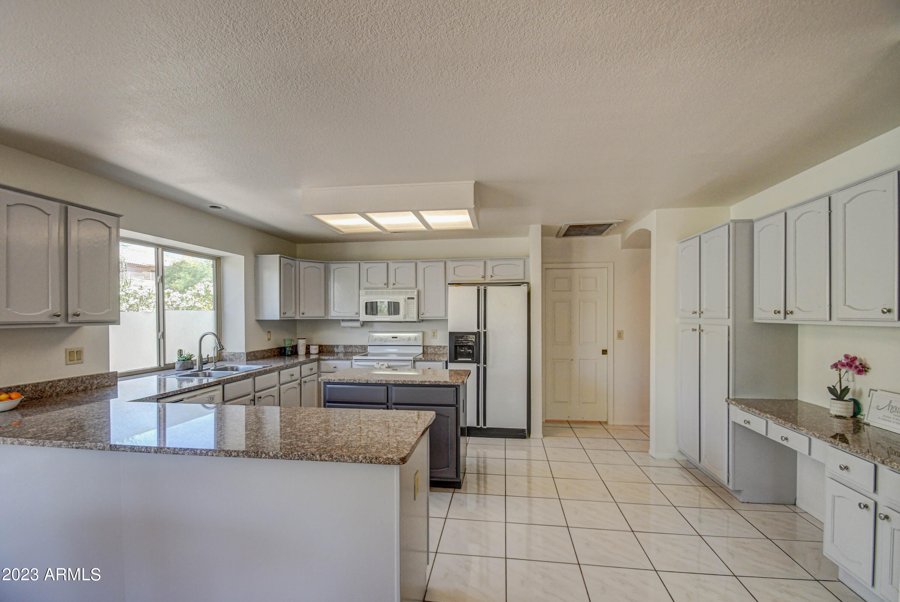 8109 E WOLFBERRY Circle
